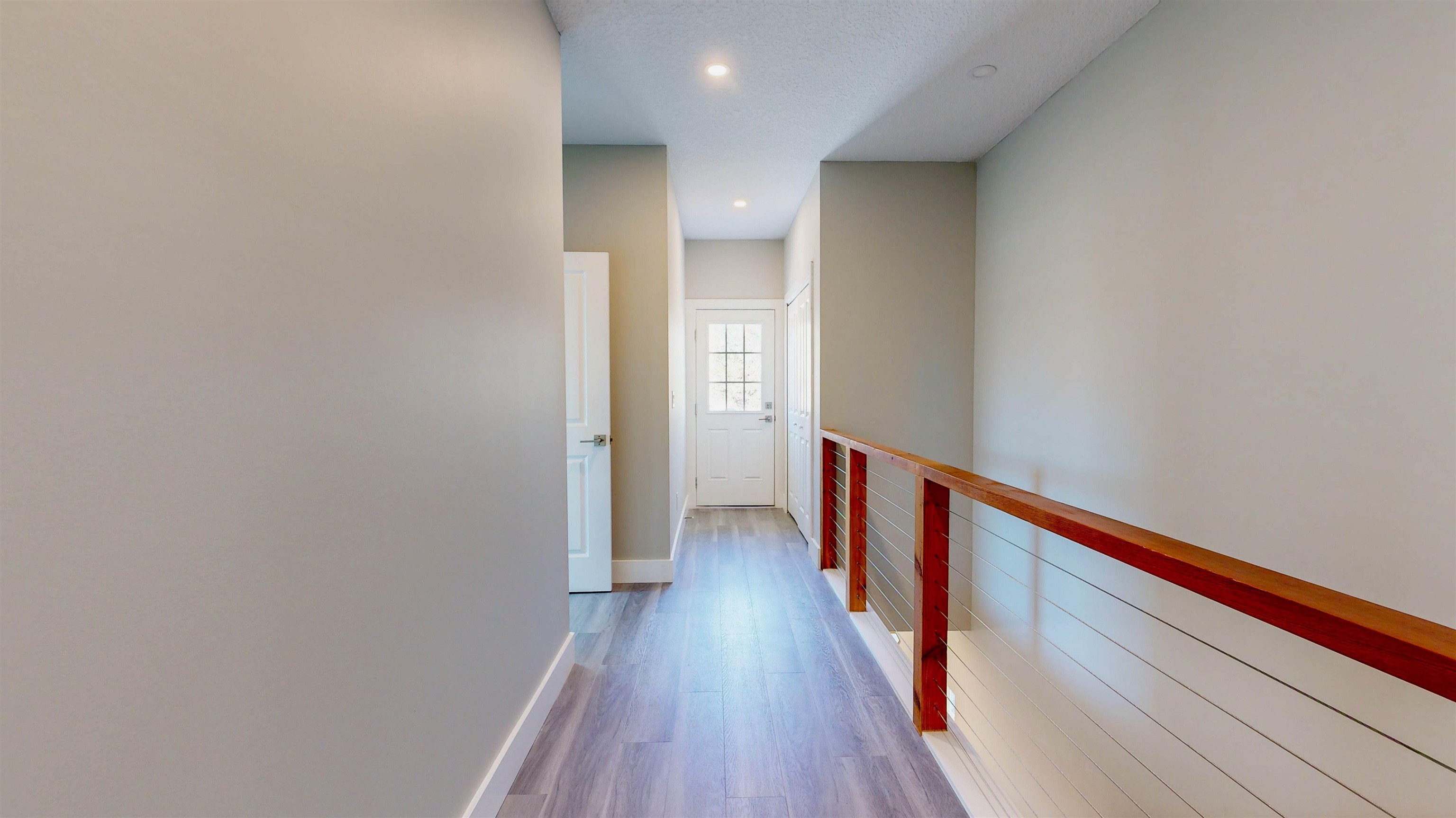 Image 29 of 48 For 688 Coral Cir