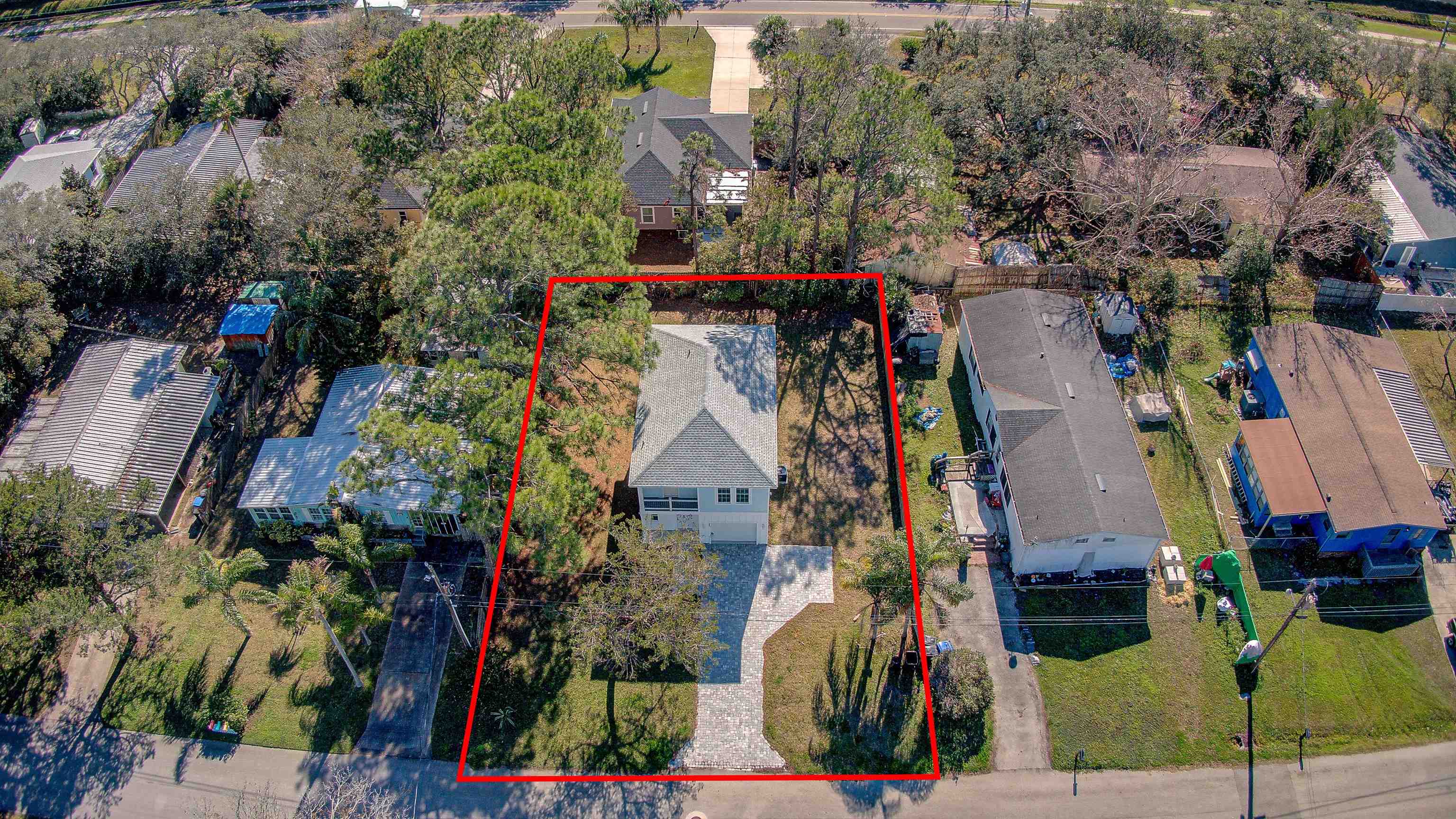 Image 44 of 48 For 688 Coral Cir
