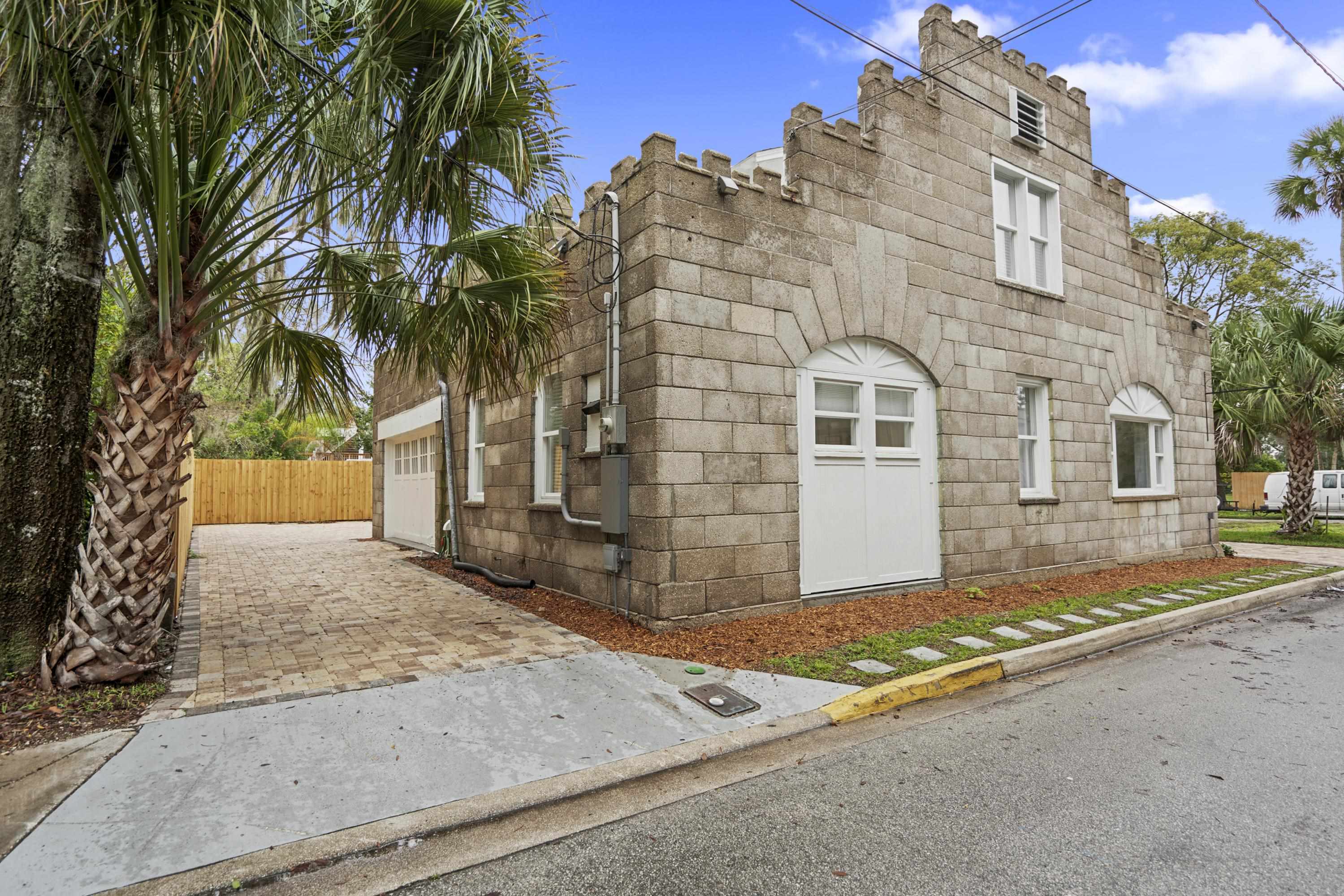 Image 6 of 77 For 15 Shenandoah St