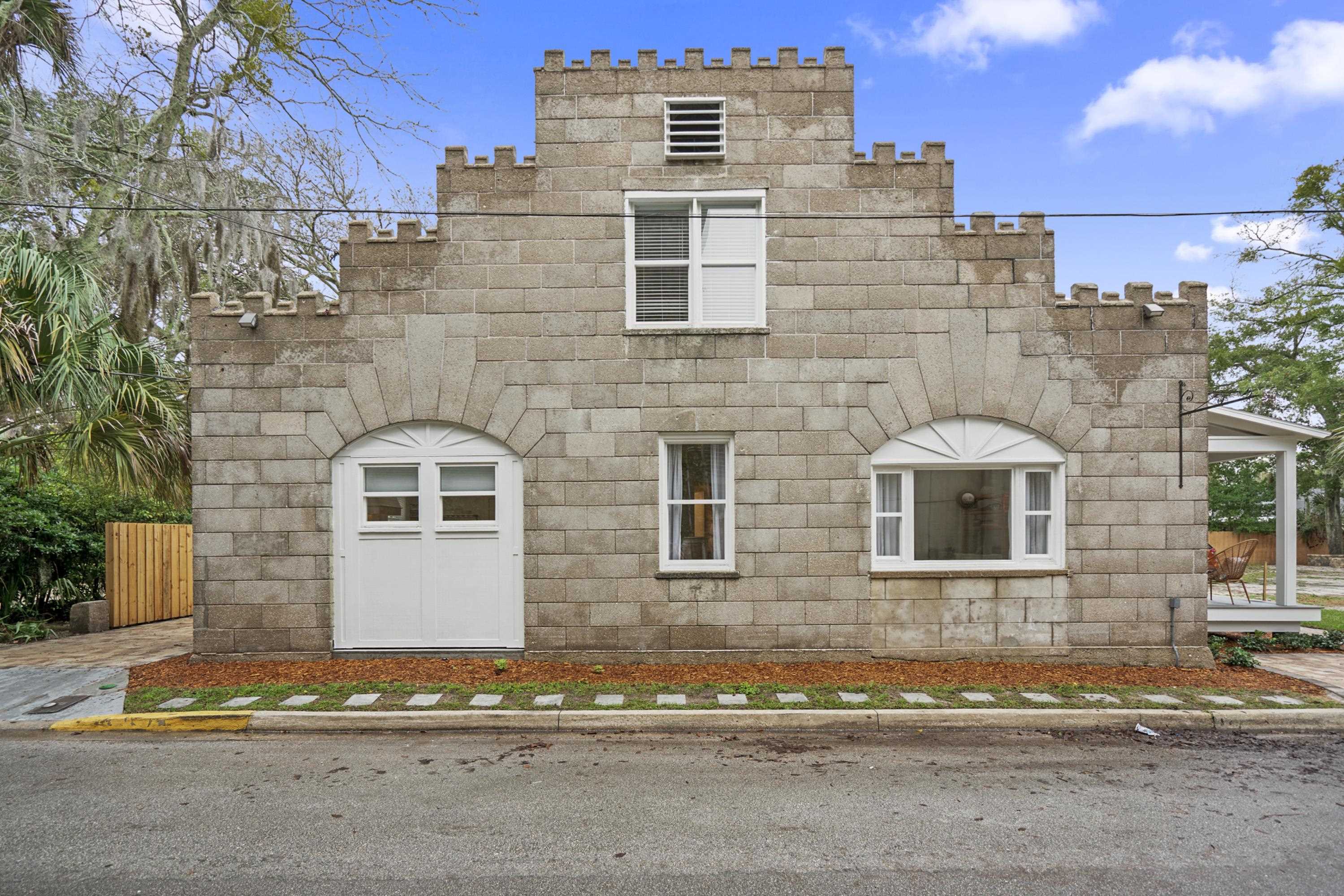 Image 7 of 77 For 15 Shenandoah St