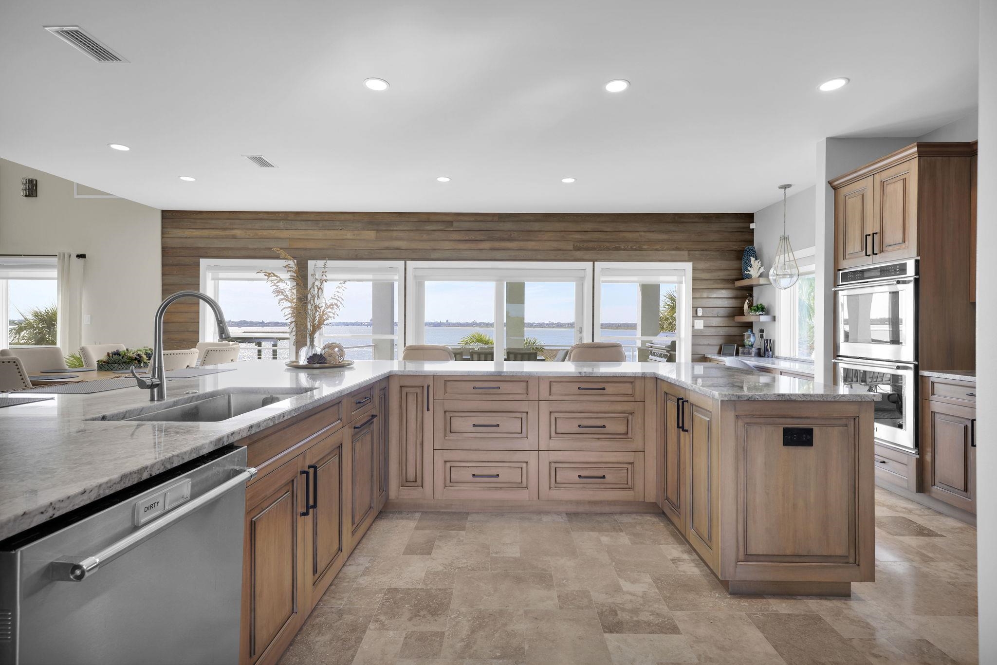 Image 31 of 90 For 311 Porpoise Point Dr