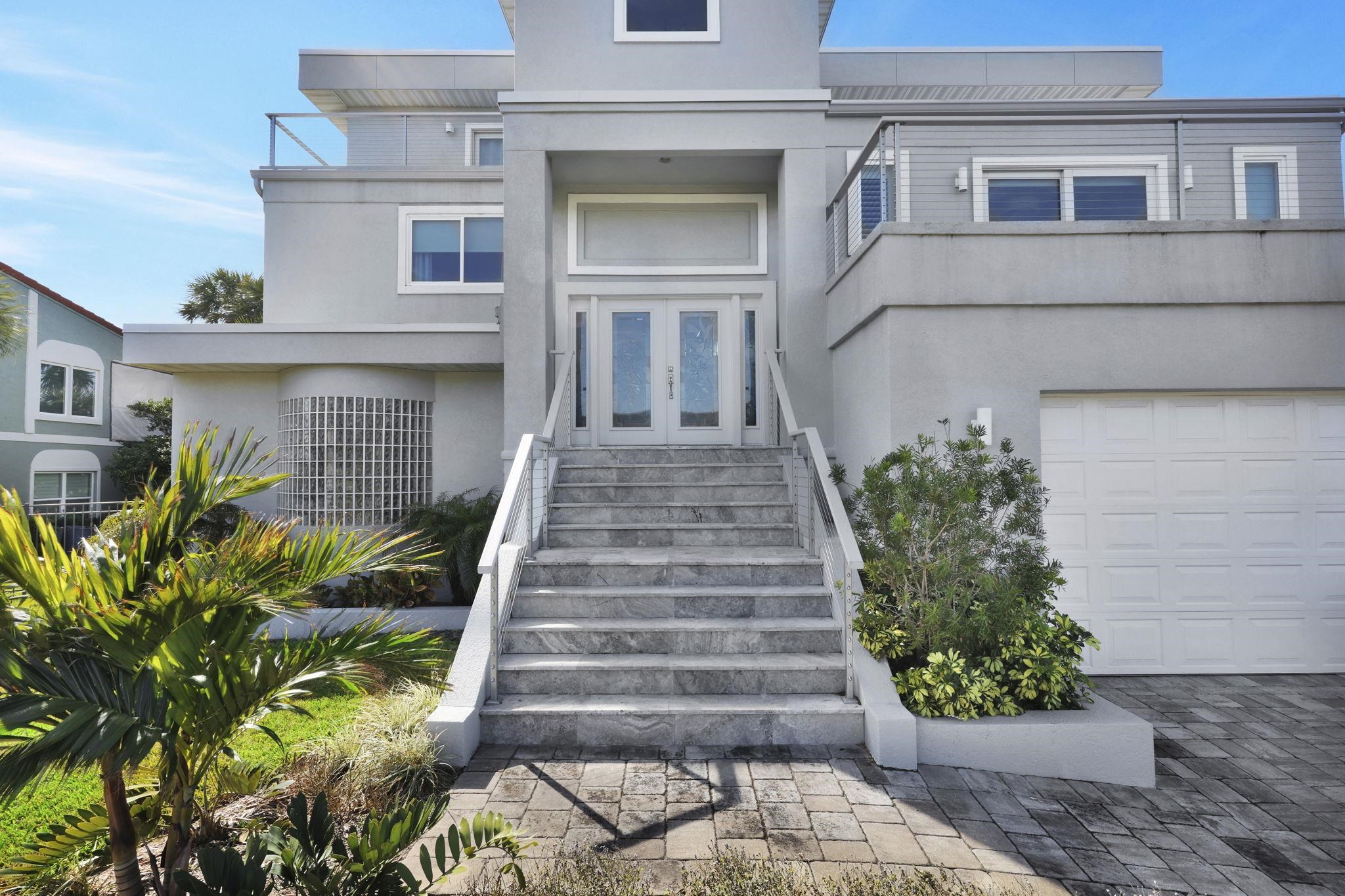 Image 7 of 90 For 311 Porpoise Point Dr