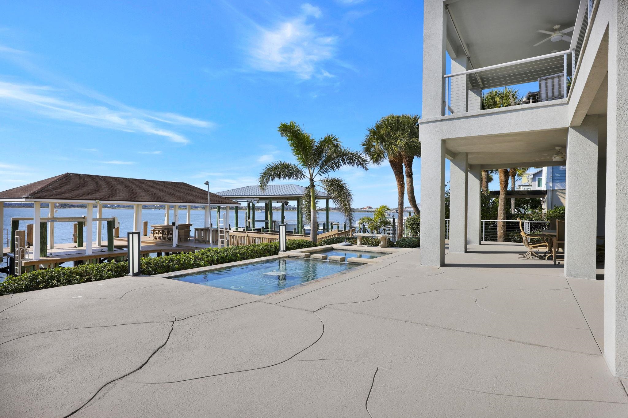 Image 71 of 90 For 311 Porpoise Point Dr