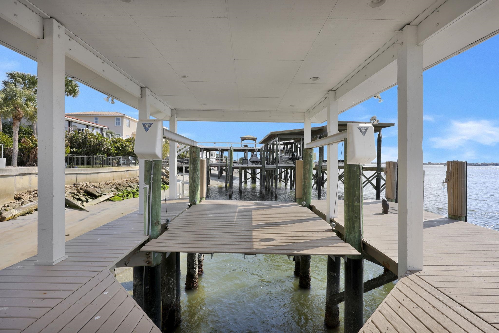 Image 75 of 90 For 311 Porpoise Point Dr