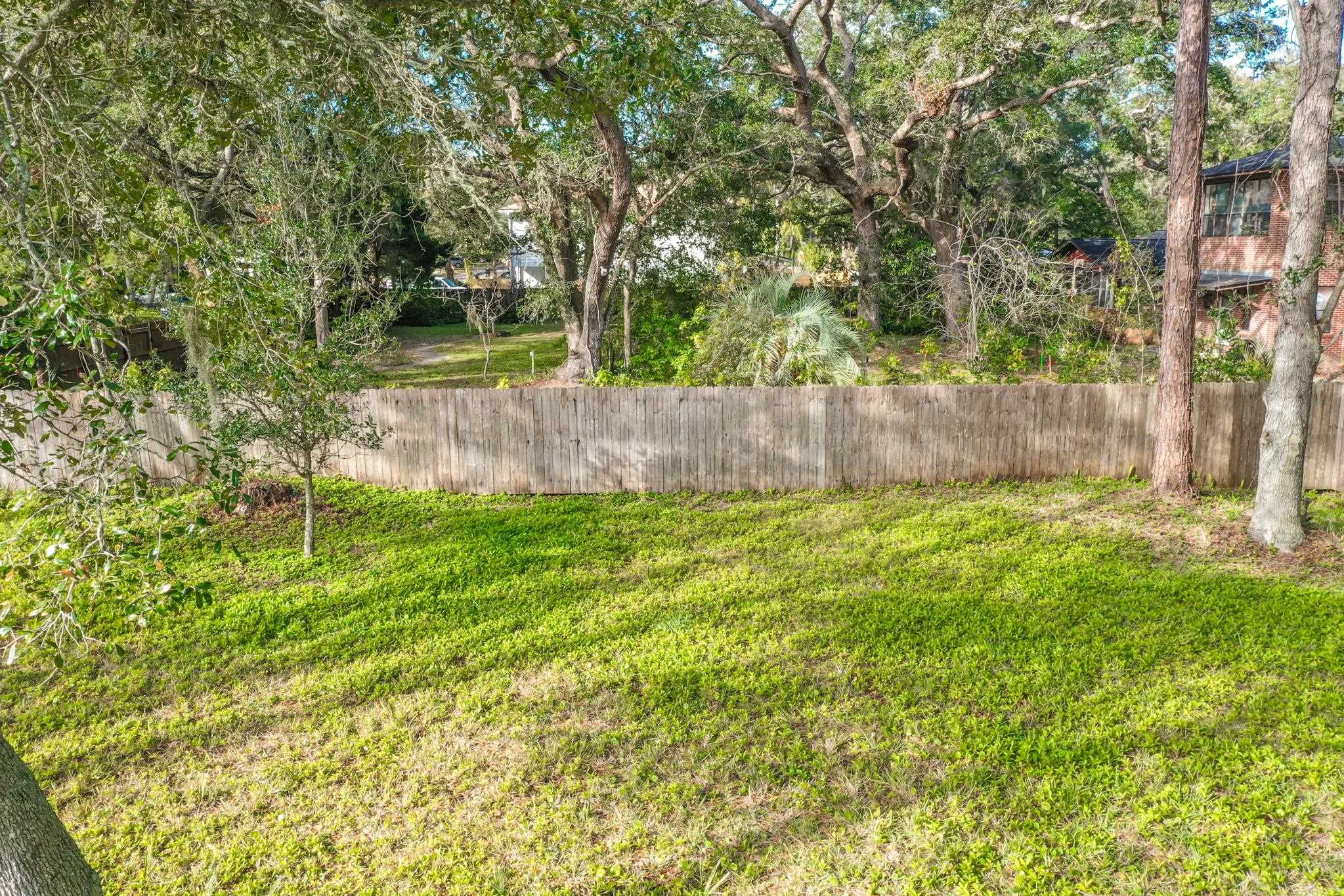 Image 3 of 6 For 408 D St  