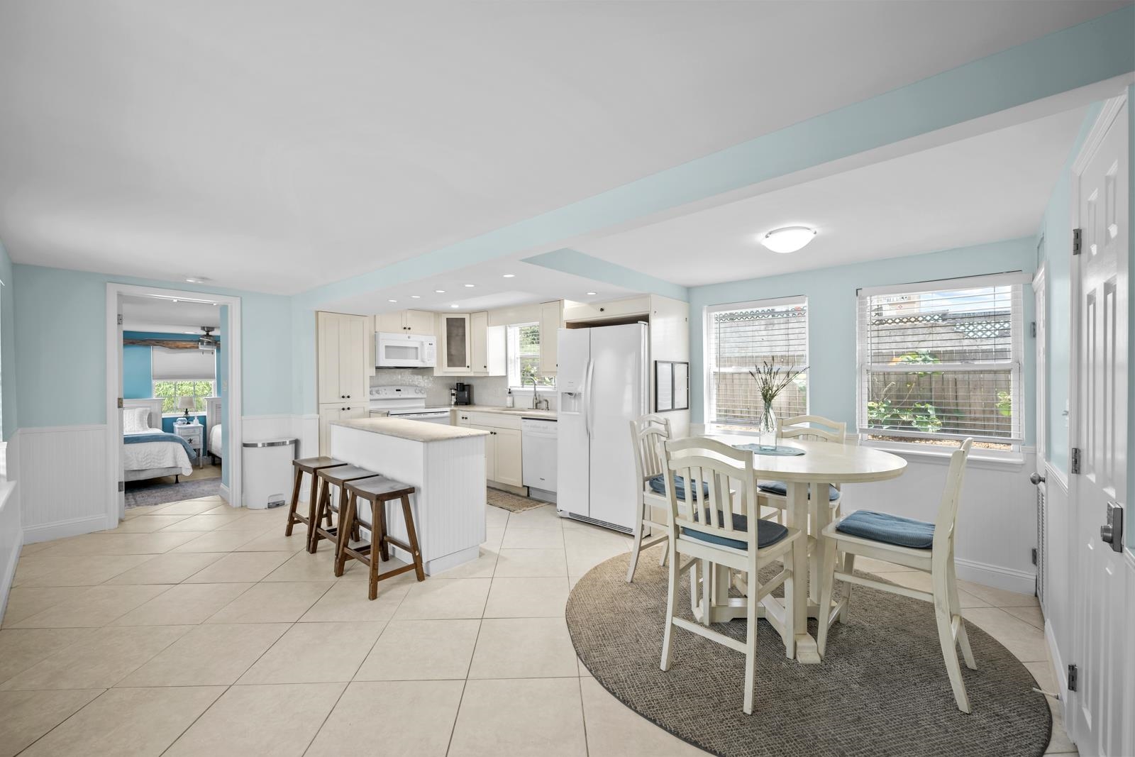 Image 7 of 48 For 6896 A Ave  