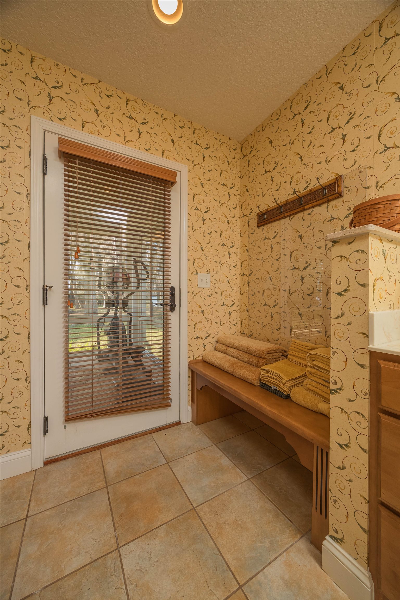 Image 72 of 99 For 141 Wooten Rd
