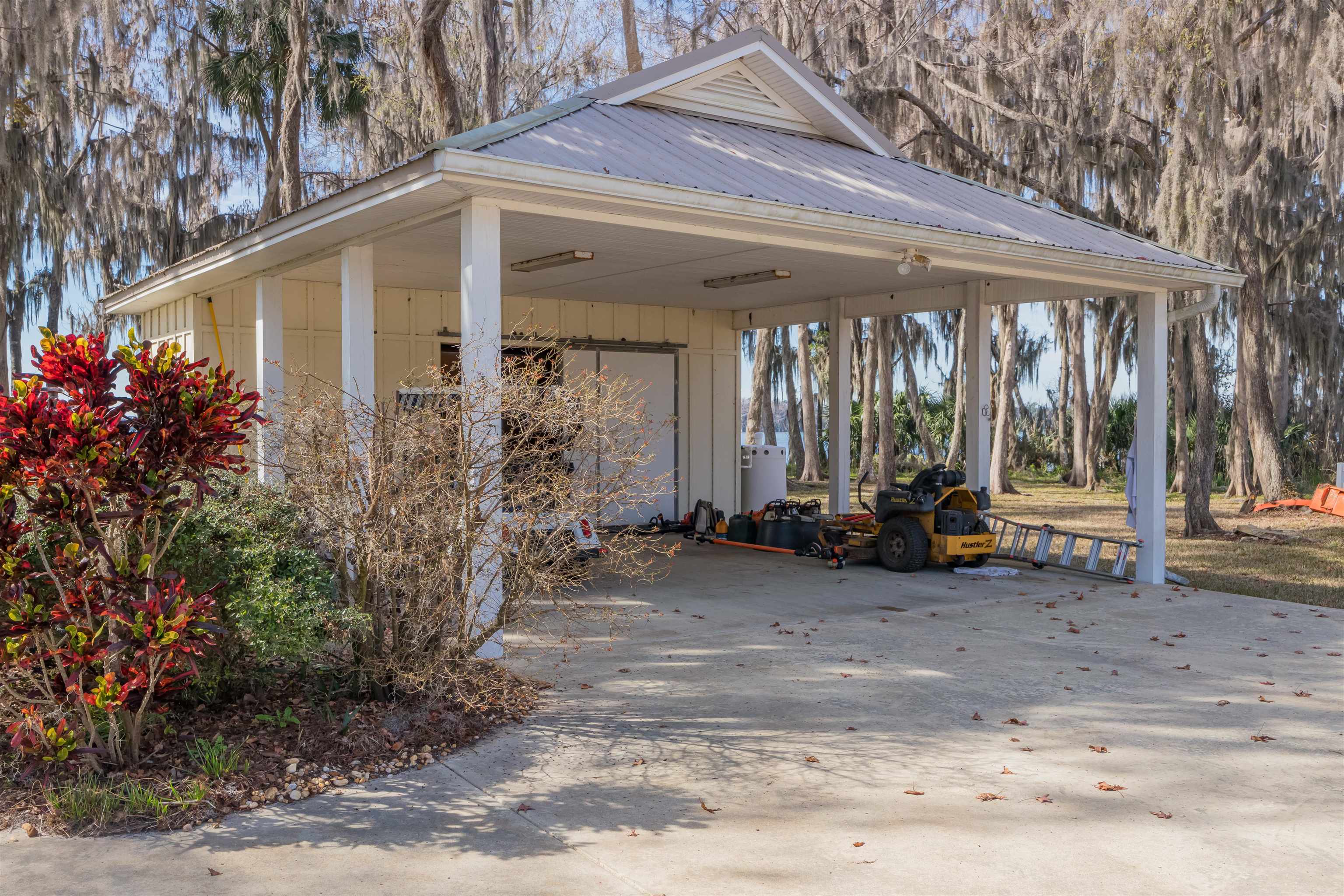Image 84 of 99 For 141 Wooten Rd