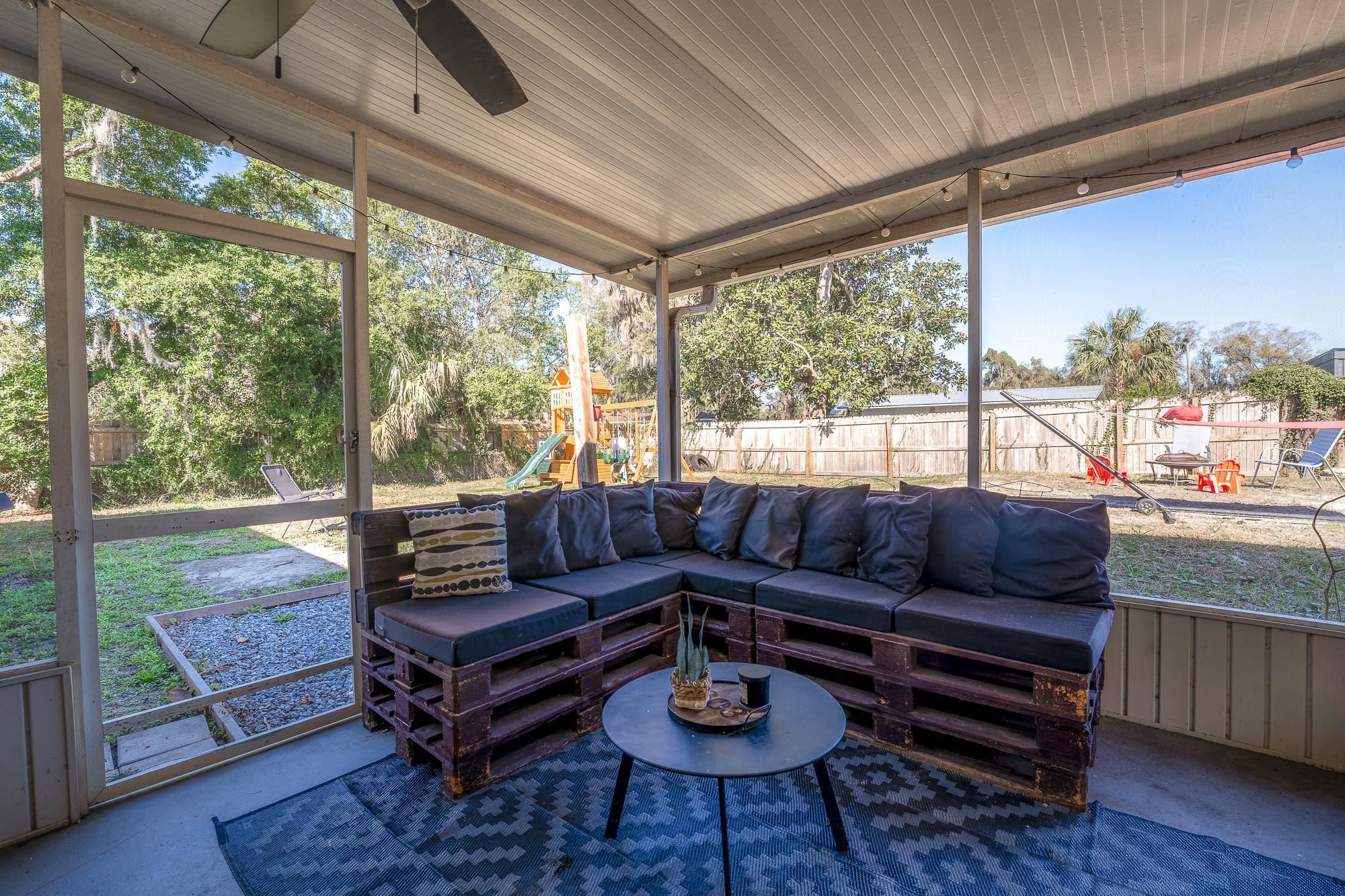 Image 13 of 56 For 5829 Cherry Laurel Dr