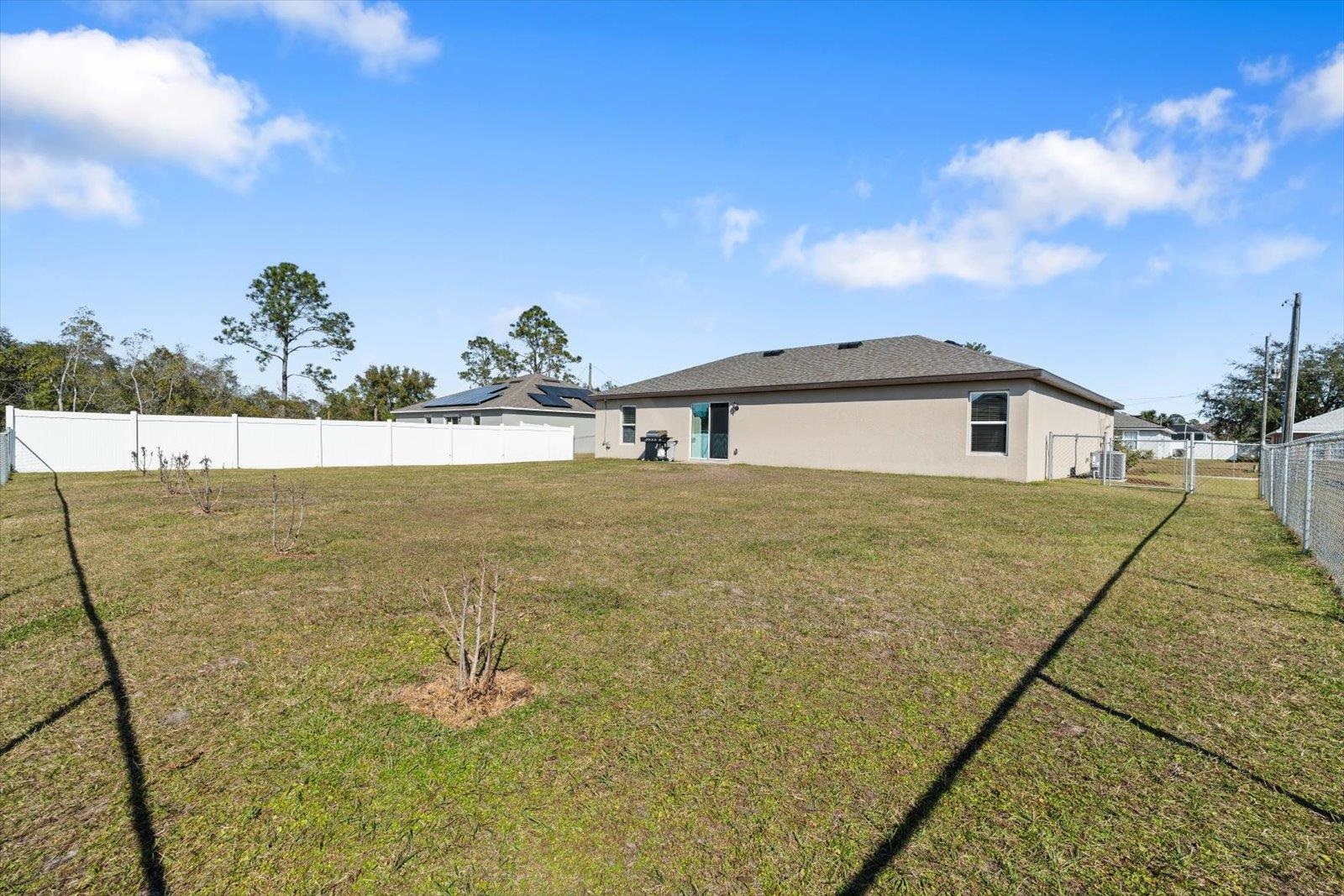 Image 21 of 22 For 26 Rockingham Ln