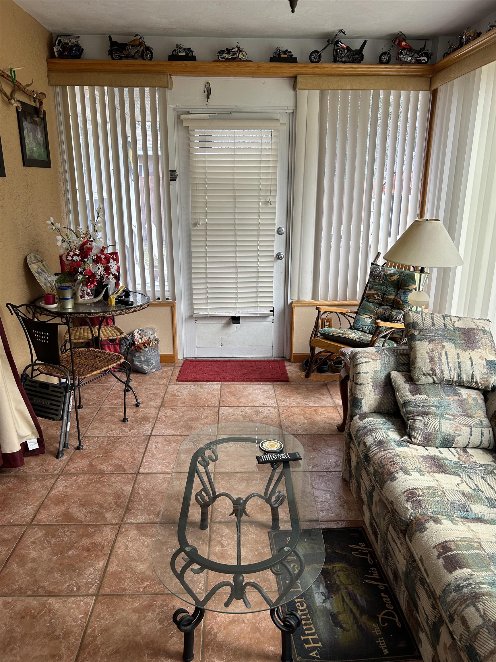 Image 16 of 26 For 1417 Golf Ave