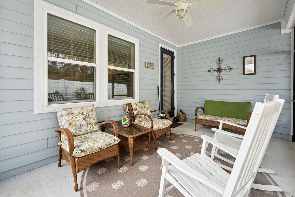 Image 16 of 38 For 244 Caretta Cir
