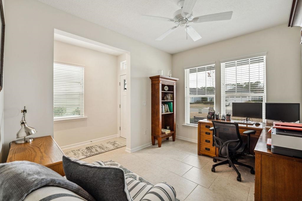 Image 4 of 38 For 244 Caretta Cir
