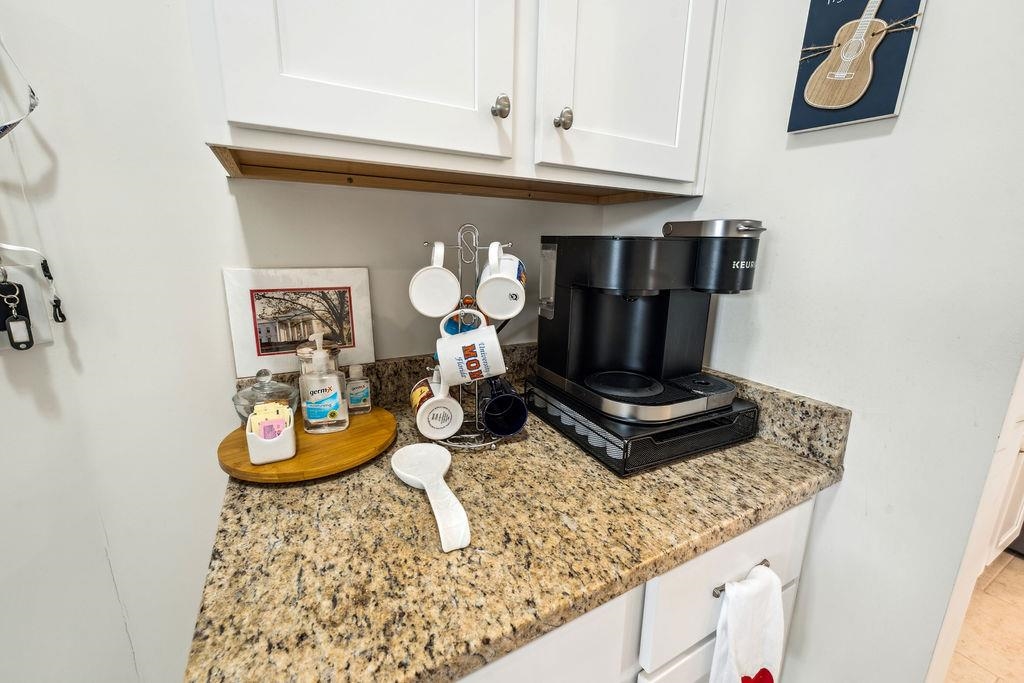 Image 9 of 38 For 244 Caretta Cir
