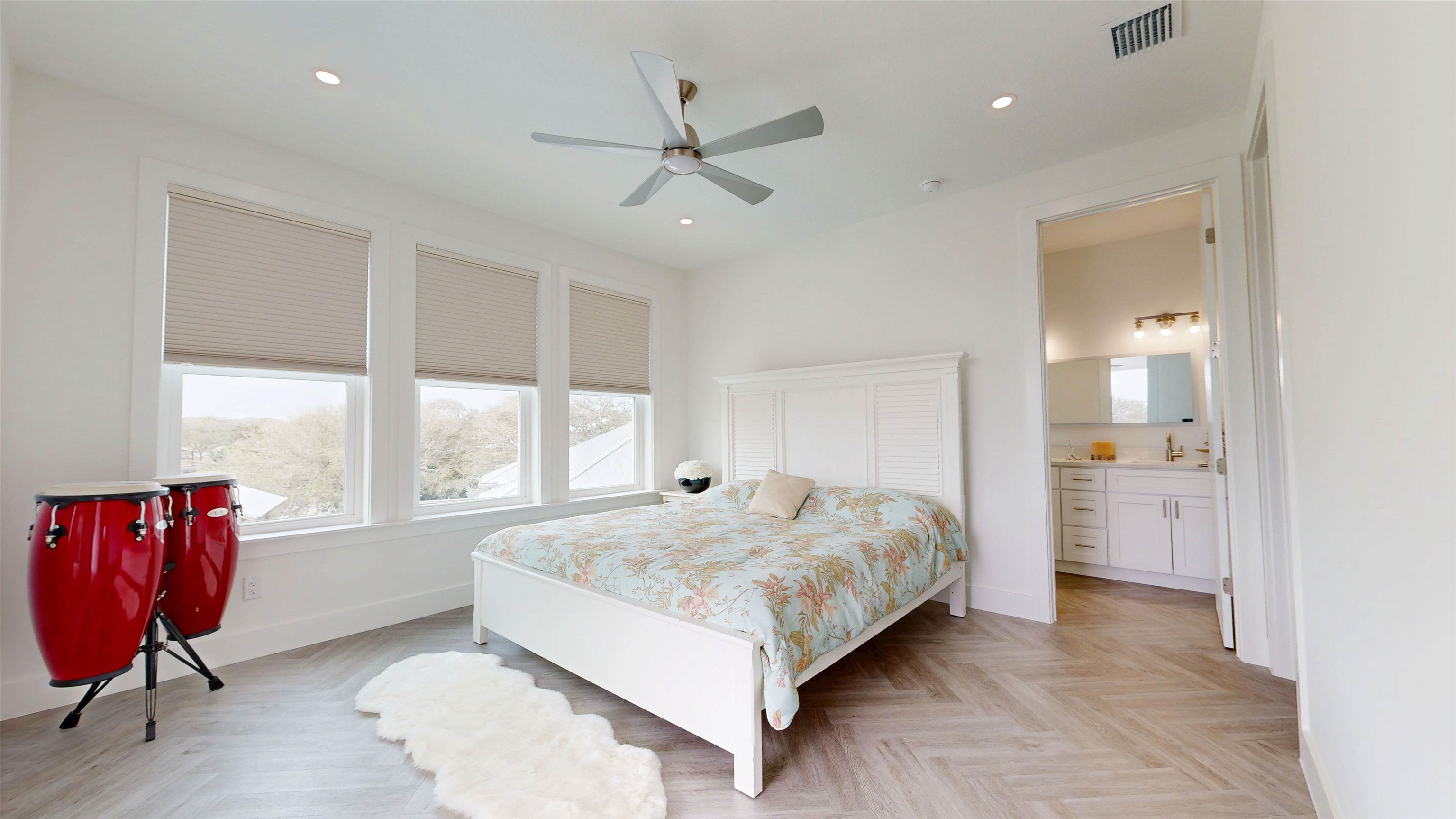 Image 13 of 38 For 6287 Costanero Rd