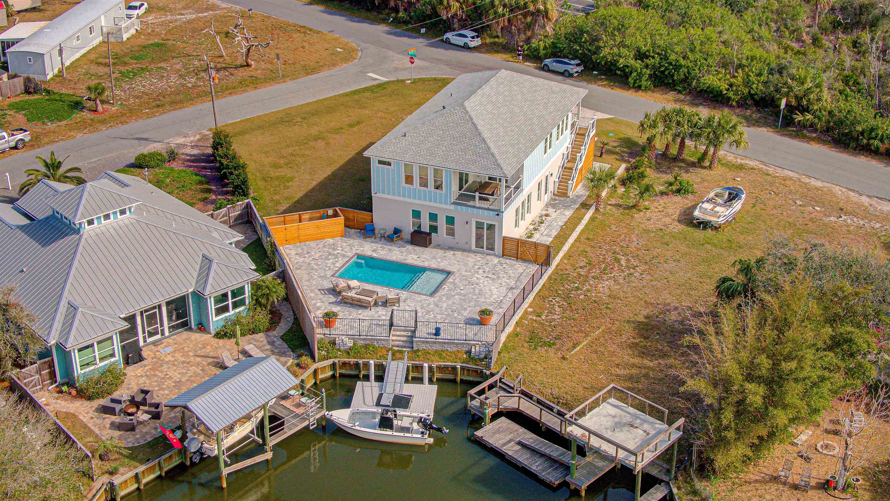 Image 4 of 38 For 6287 Costanero Rd