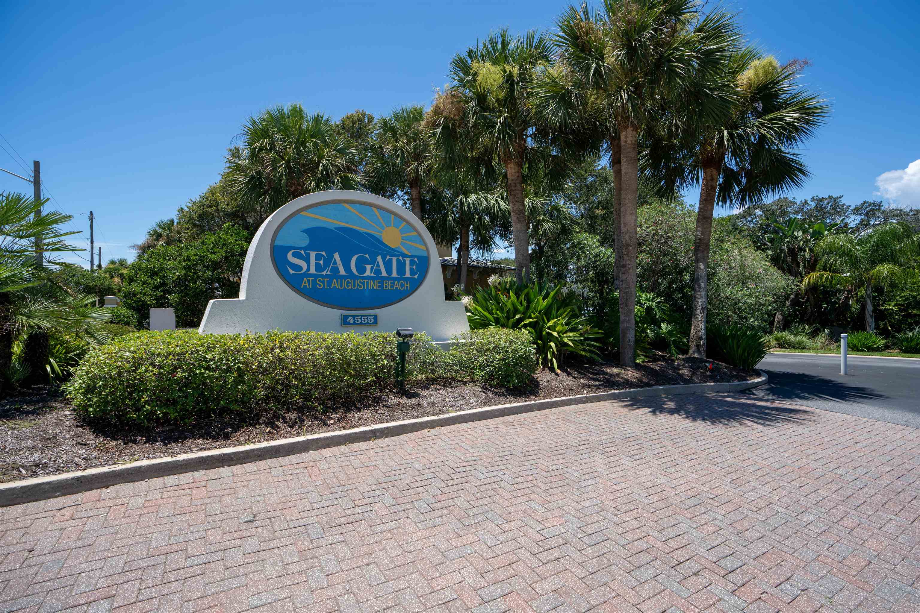 Image 31 of 44 For 362 Monika Pl