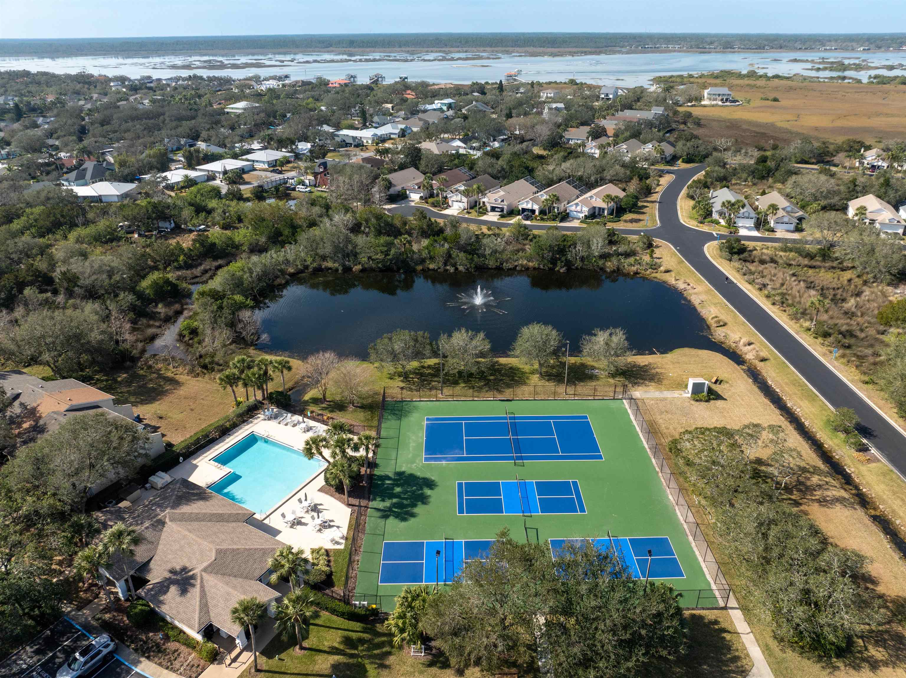 Image 36 of 44 For 362 Monika Pl