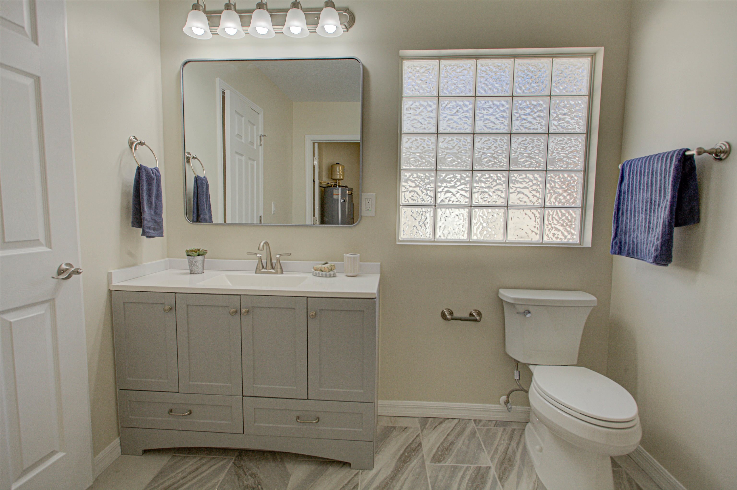 Image 36 of 47 For 151 Park Dr  