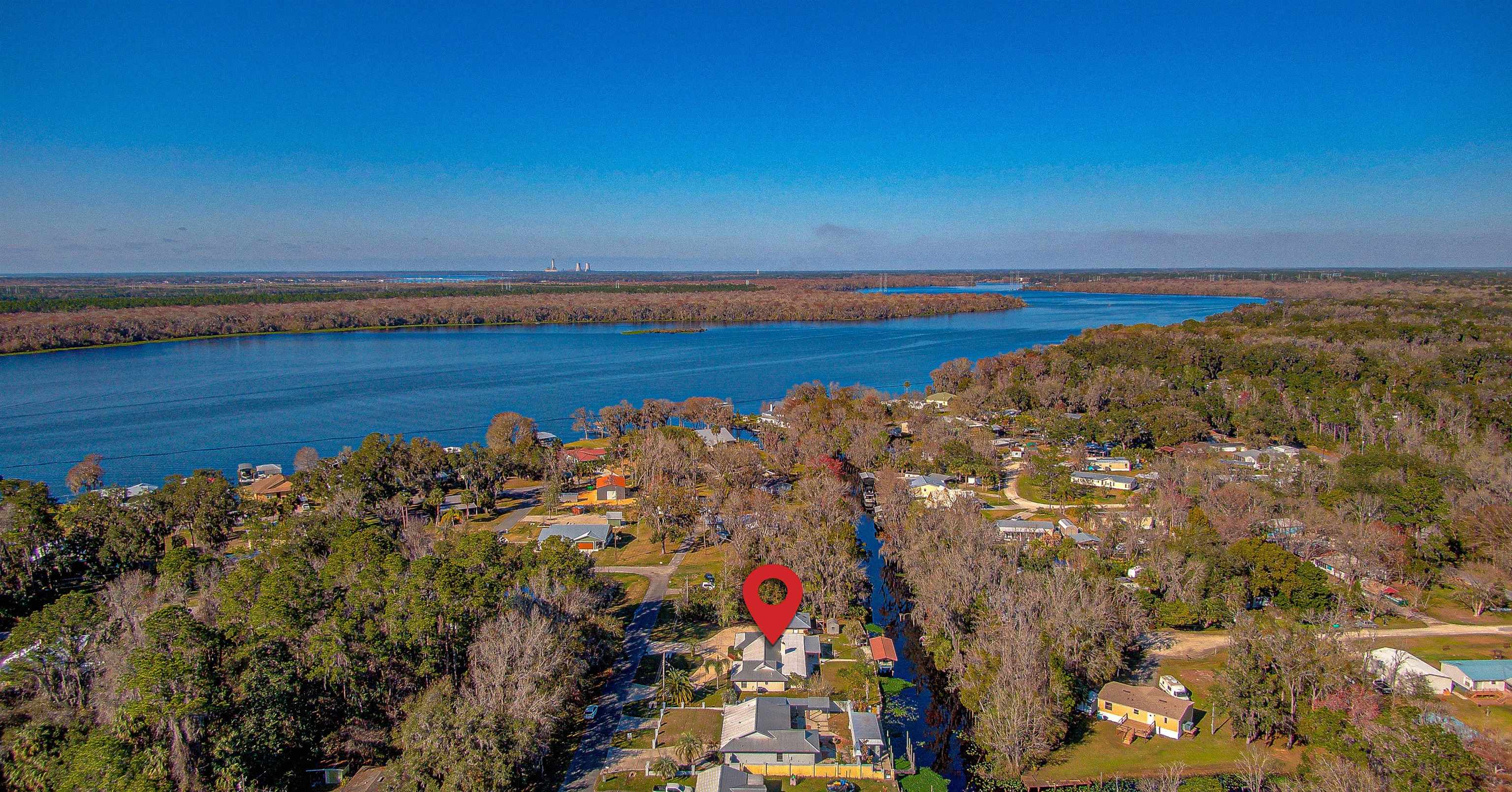 Image 4 of 47 For 151 Park Dr  