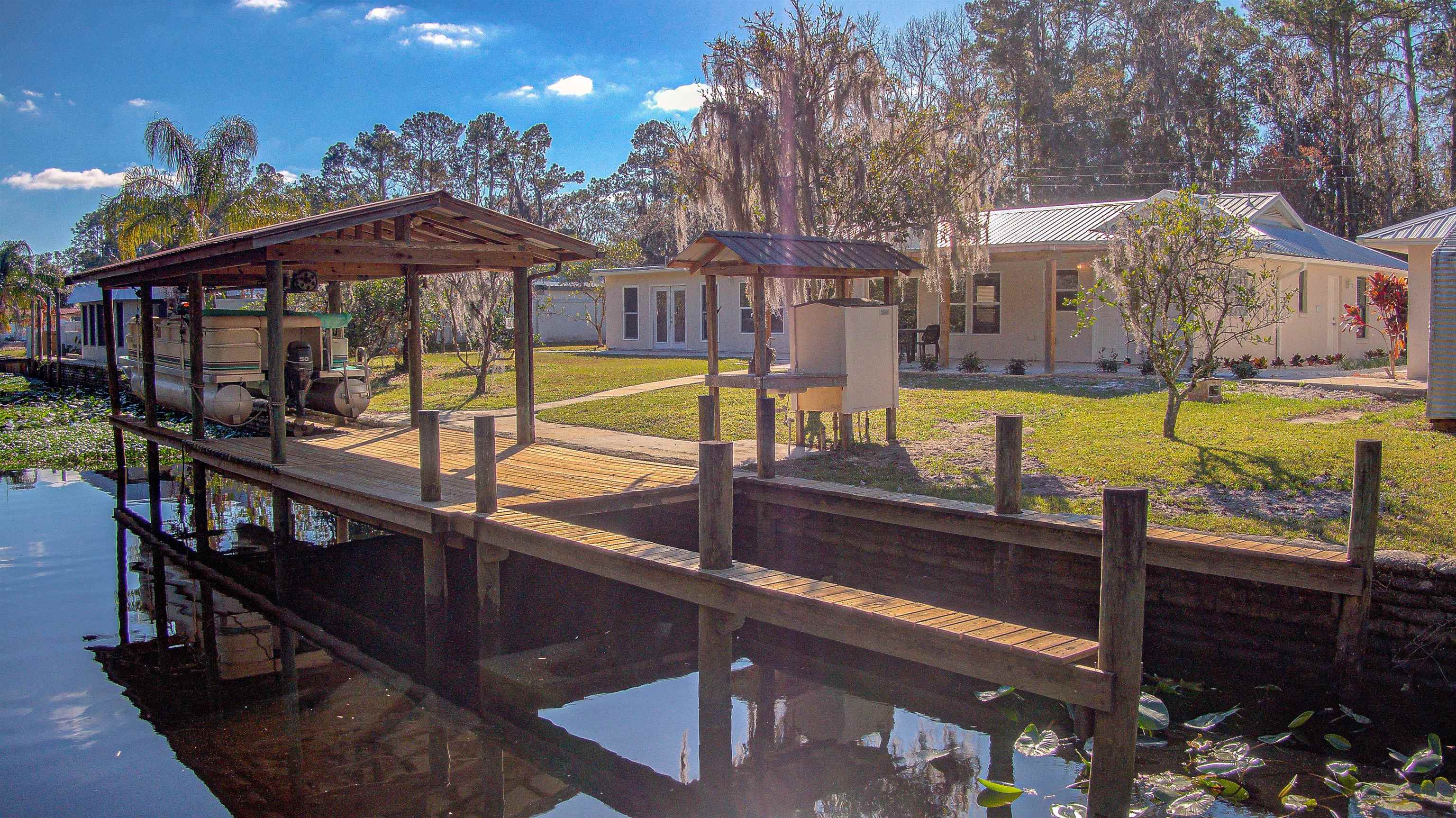 Image 5 of 47 For 151 Park Dr  