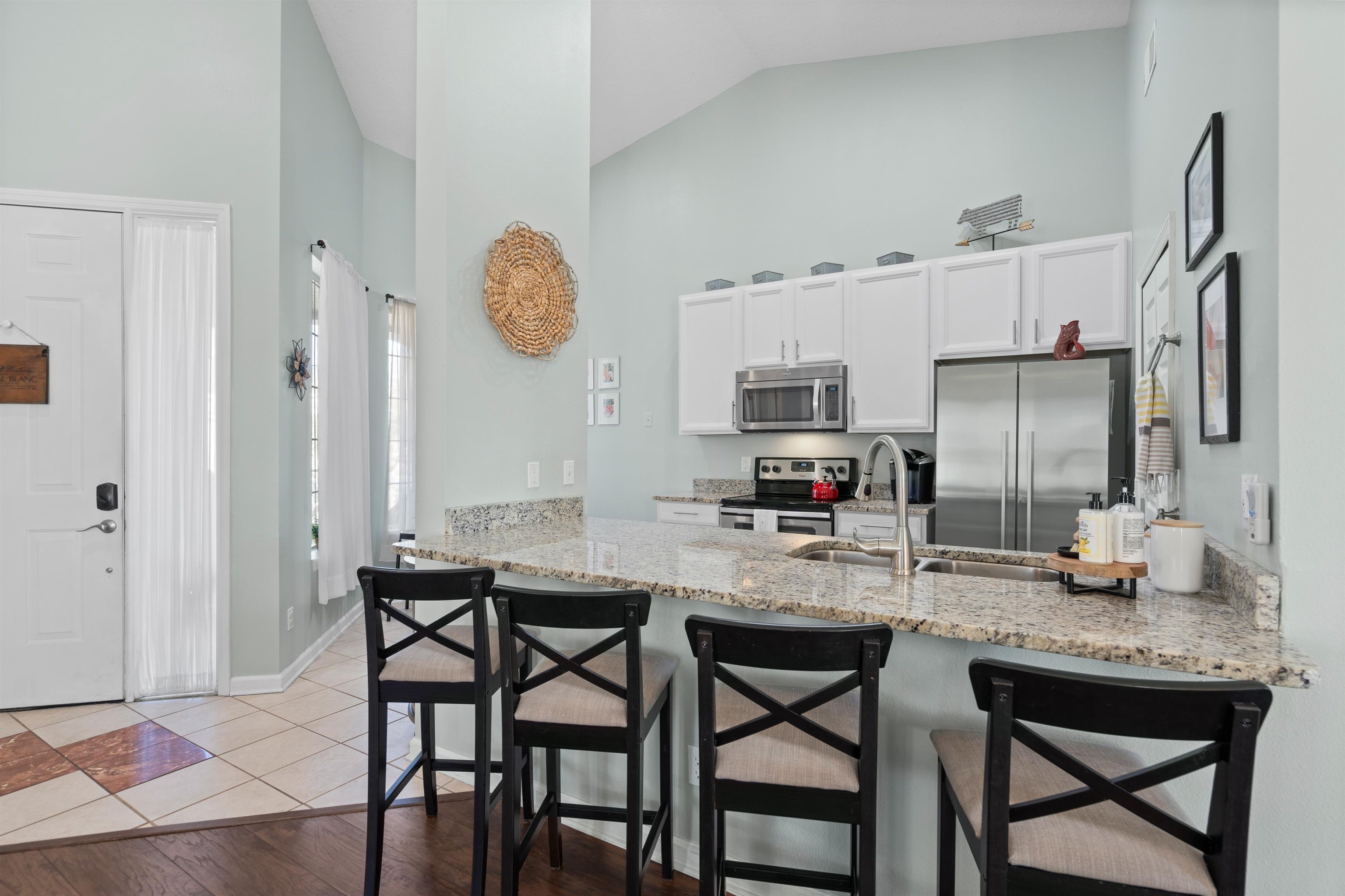 Image 11 of 50 For 101 Augusta Circle