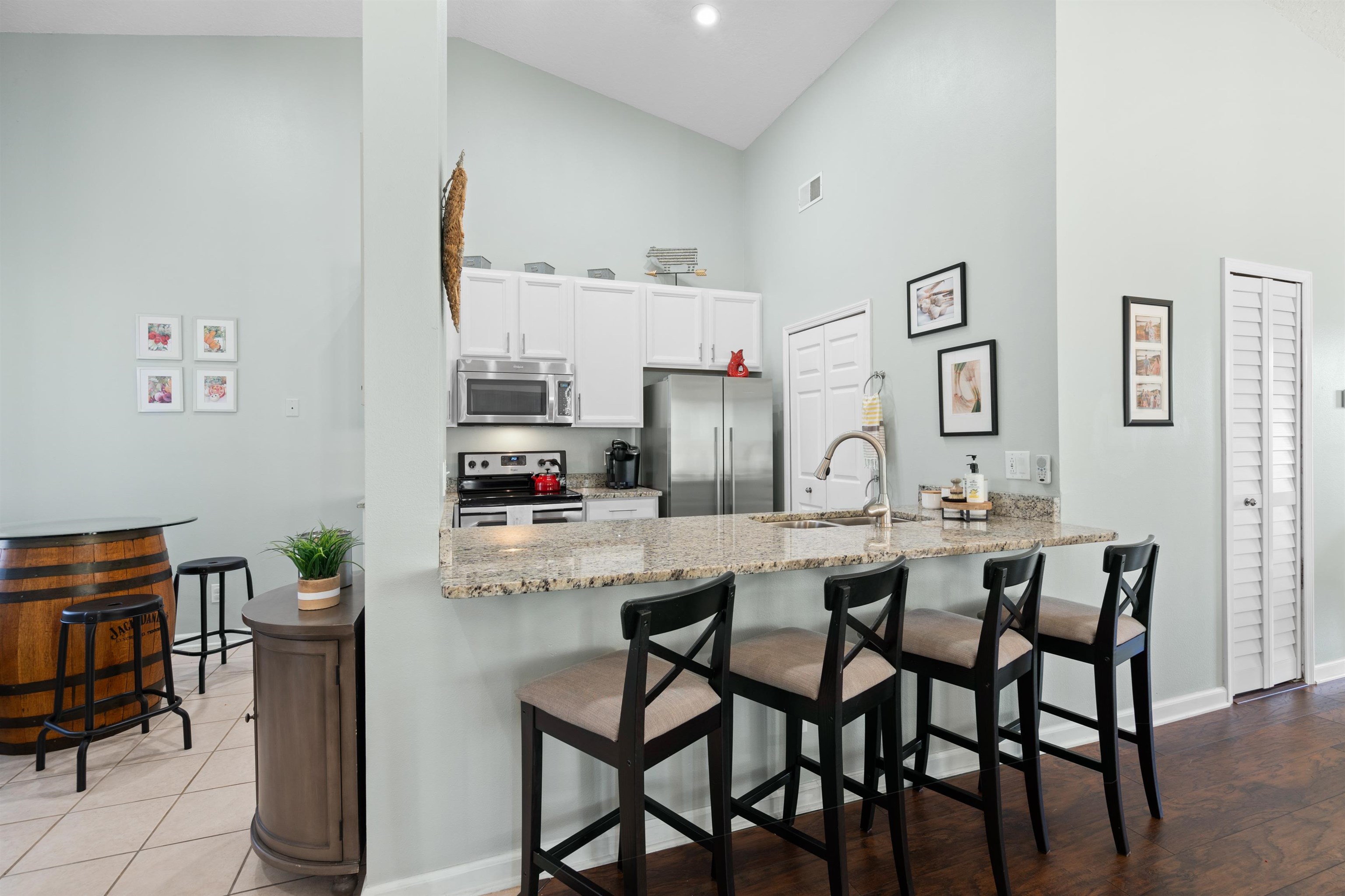 Image 12 of 50 For 101 Augusta Circle
