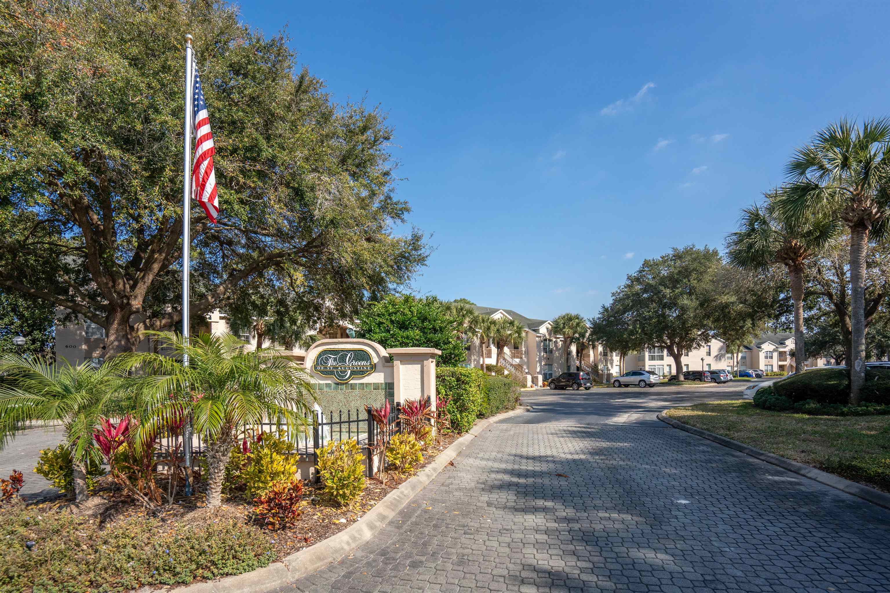 Image 3 of 50 For 101 Augusta Circle