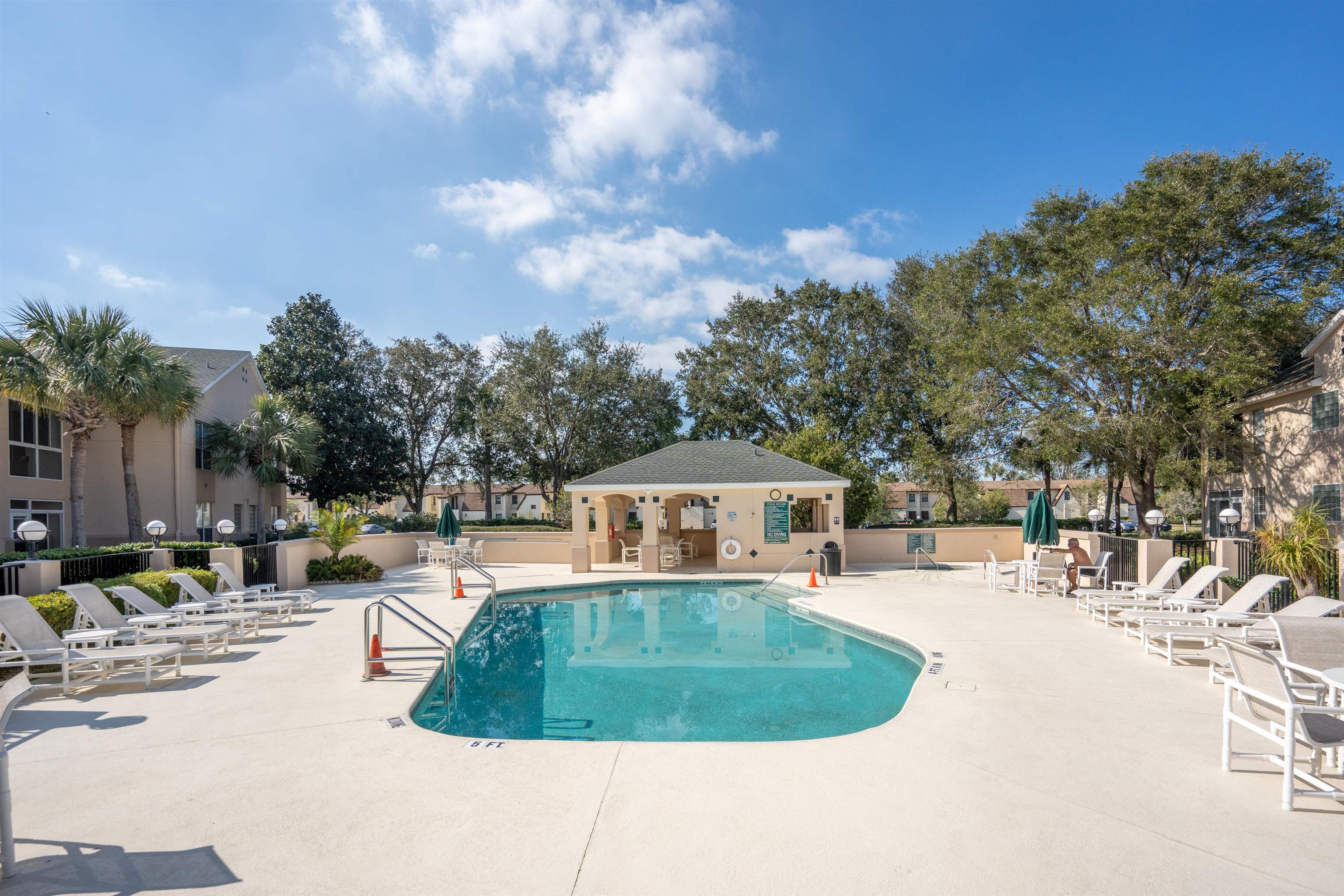 Image 38 of 50 For 101 Augusta Circle