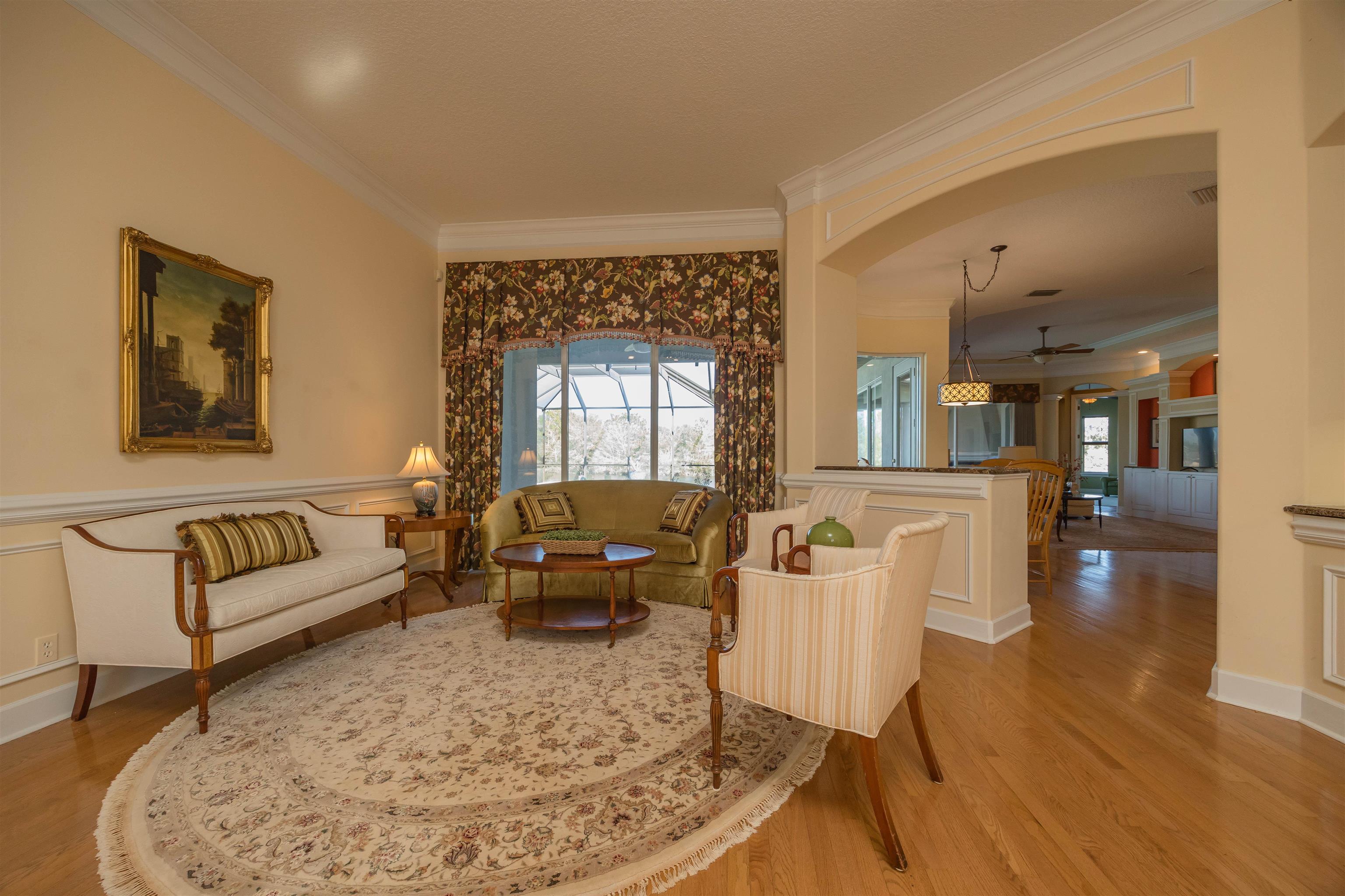 Image 17 of 91 For 281 Pinehurst Pointe Dr