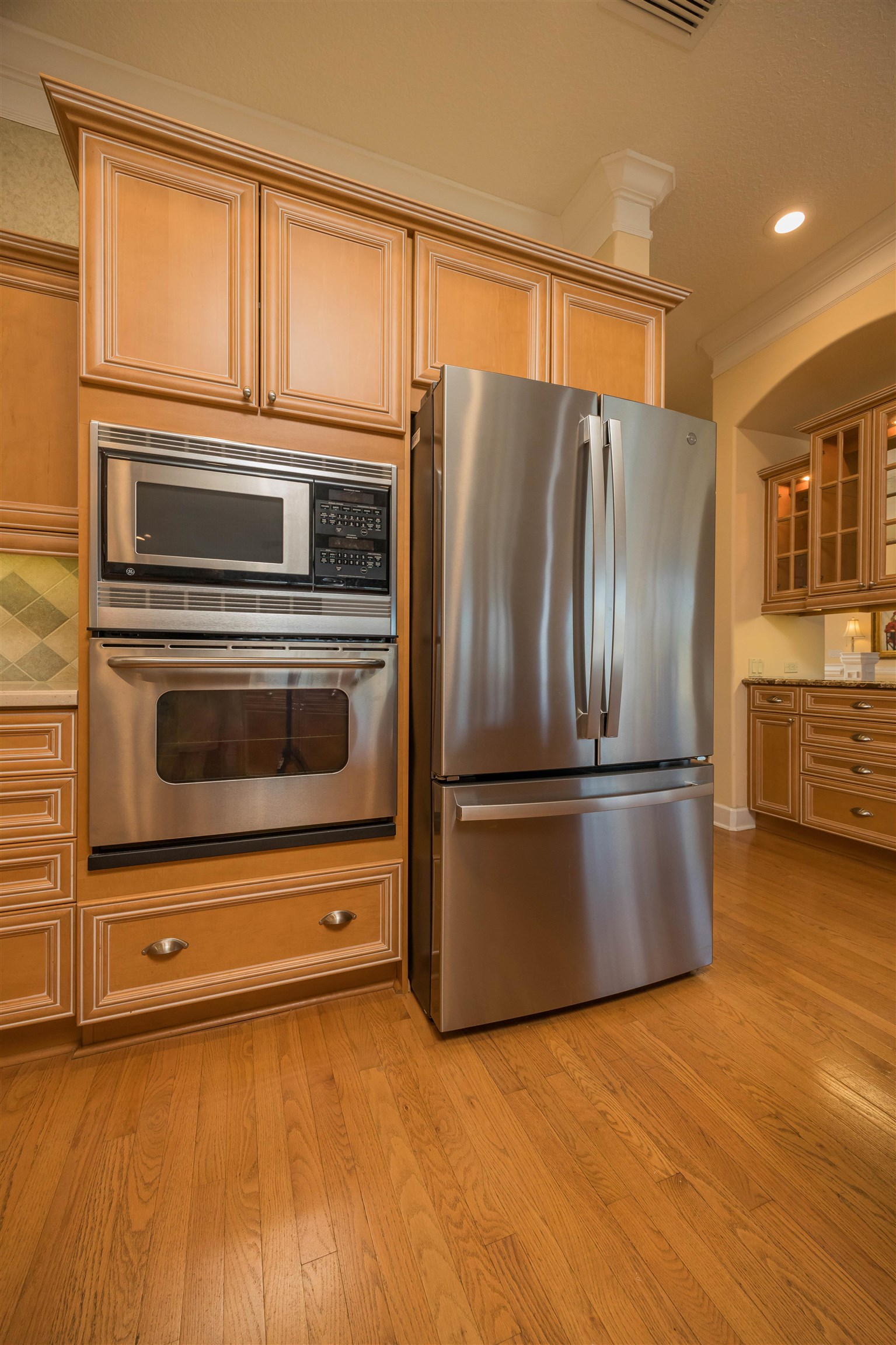 Image 24 of 91 For 281 Pinehurst Pointe Dr