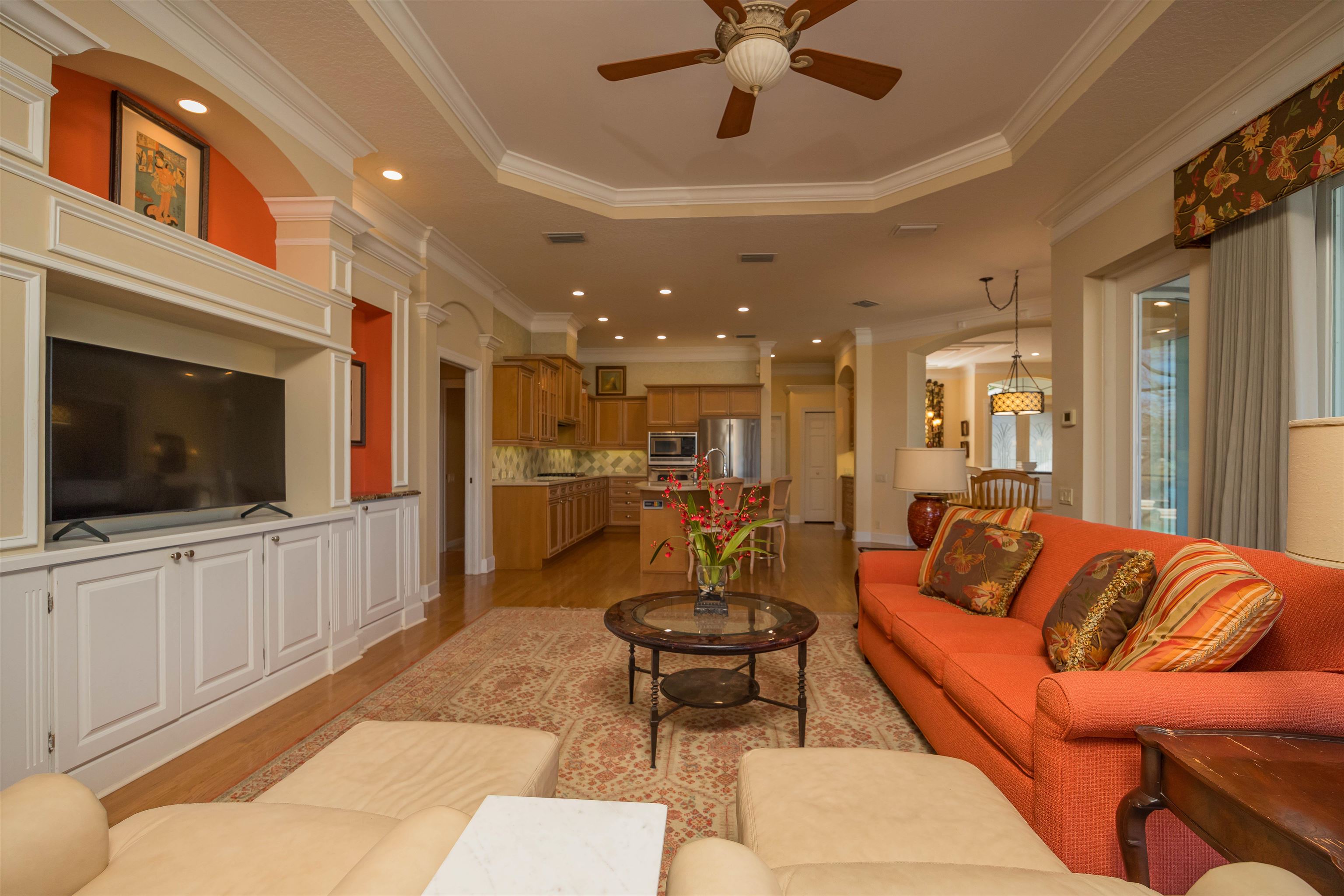 Image 27 of 91 For 281 Pinehurst Pointe Dr