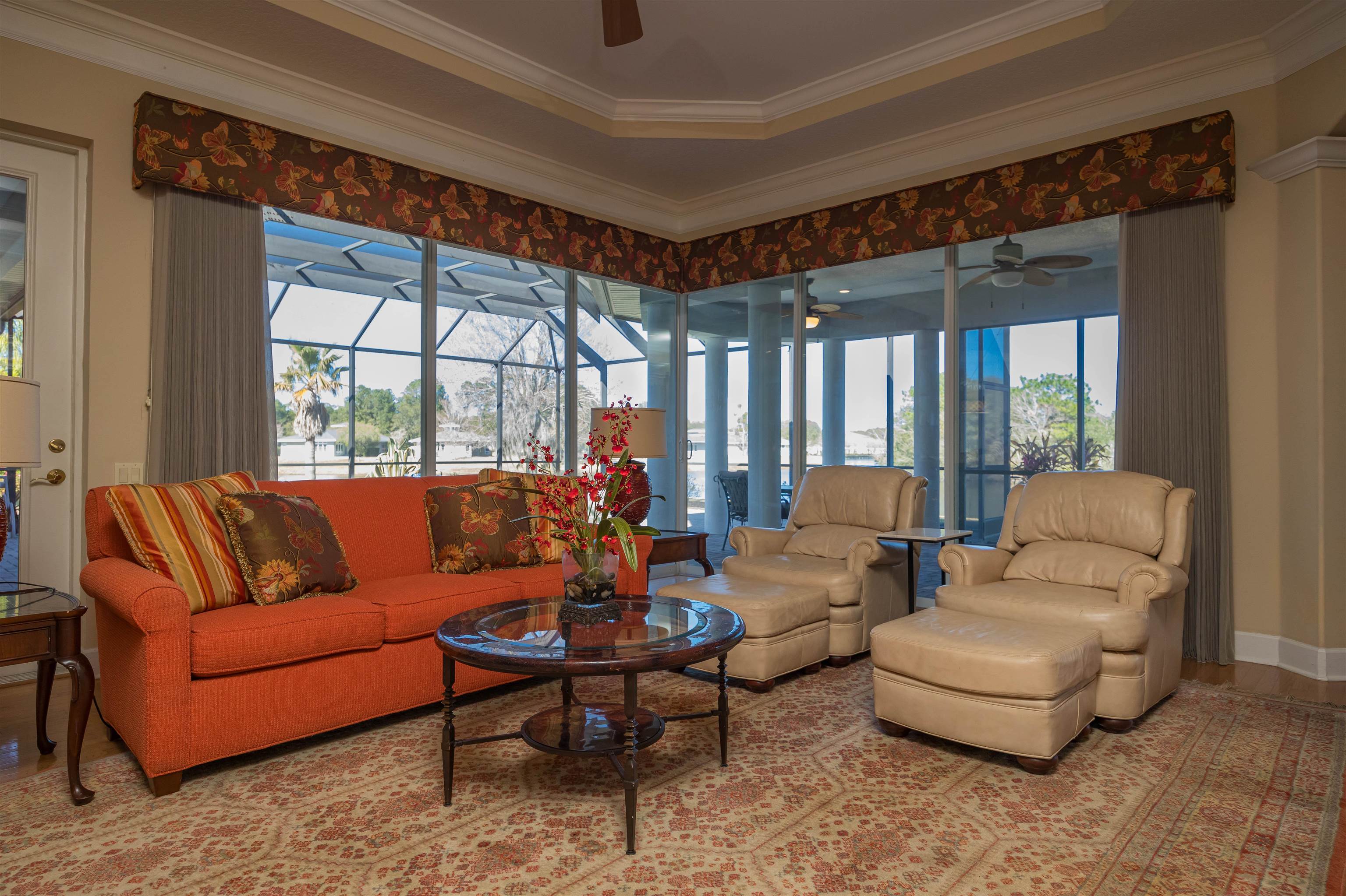 Image 28 of 91 For 281 Pinehurst Pointe Dr