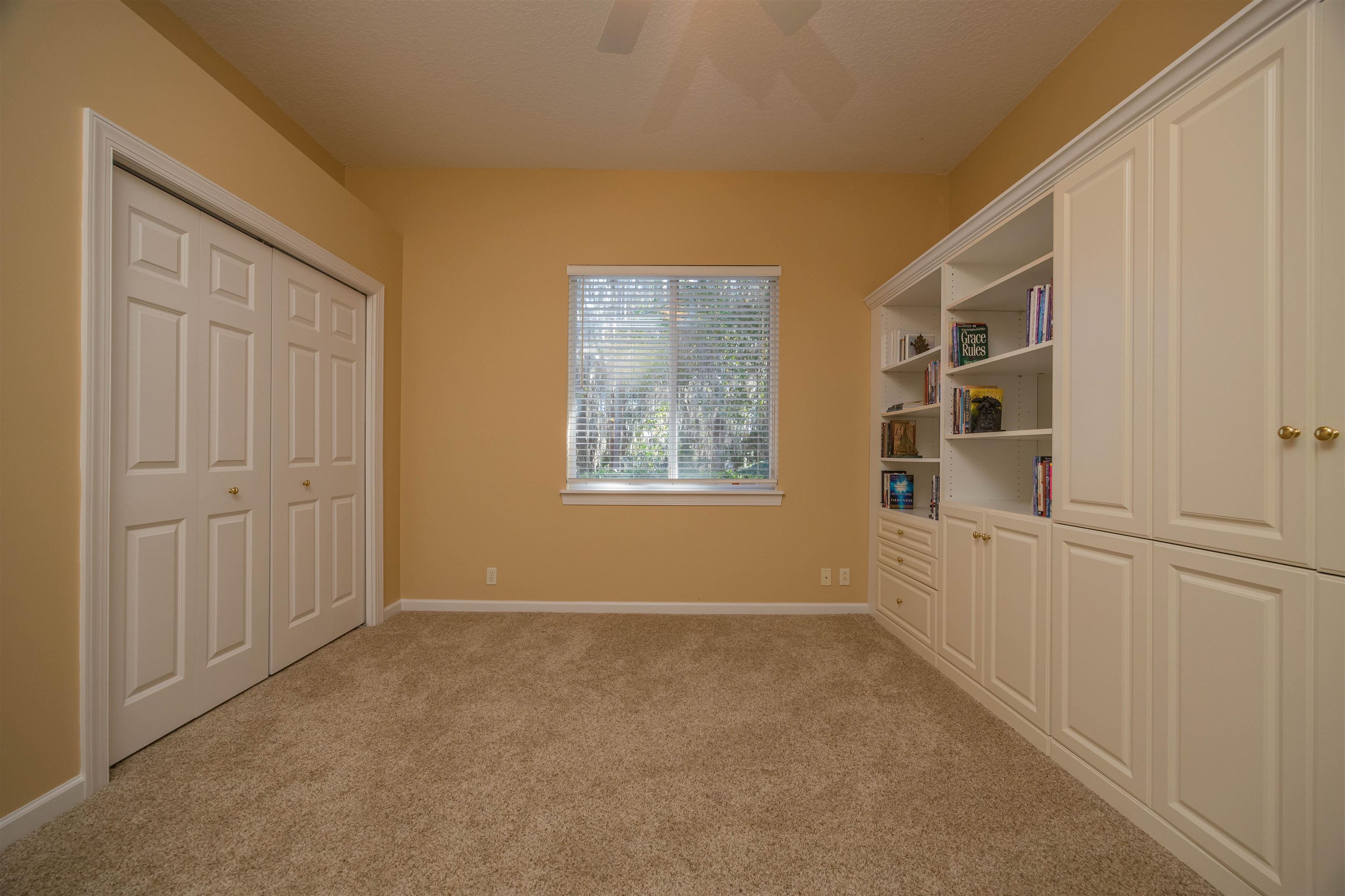 Image 59 of 91 For 281 Pinehurst Pointe Dr
