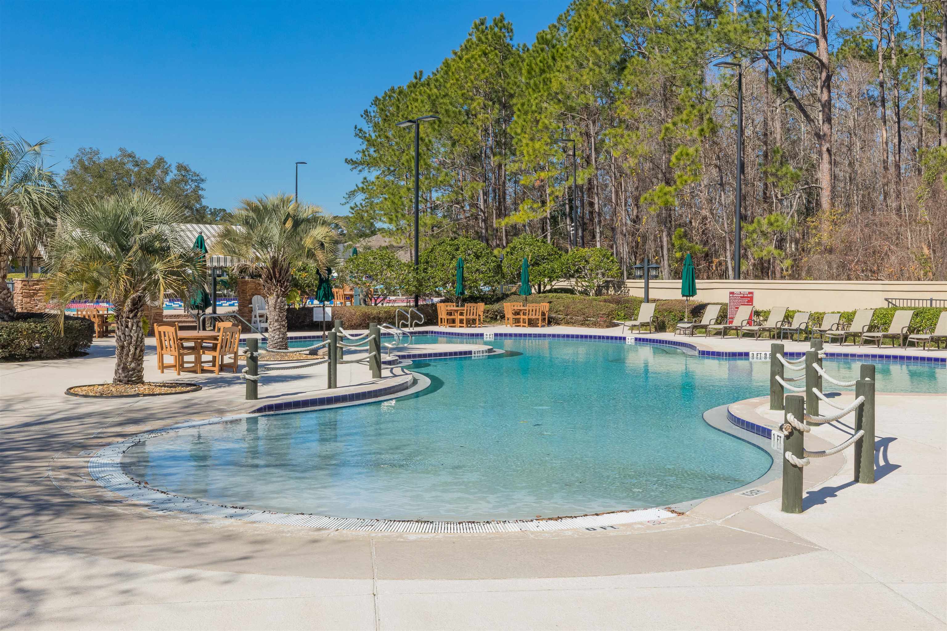 Image 78 of 91 For 281 Pinehurst Pointe Dr