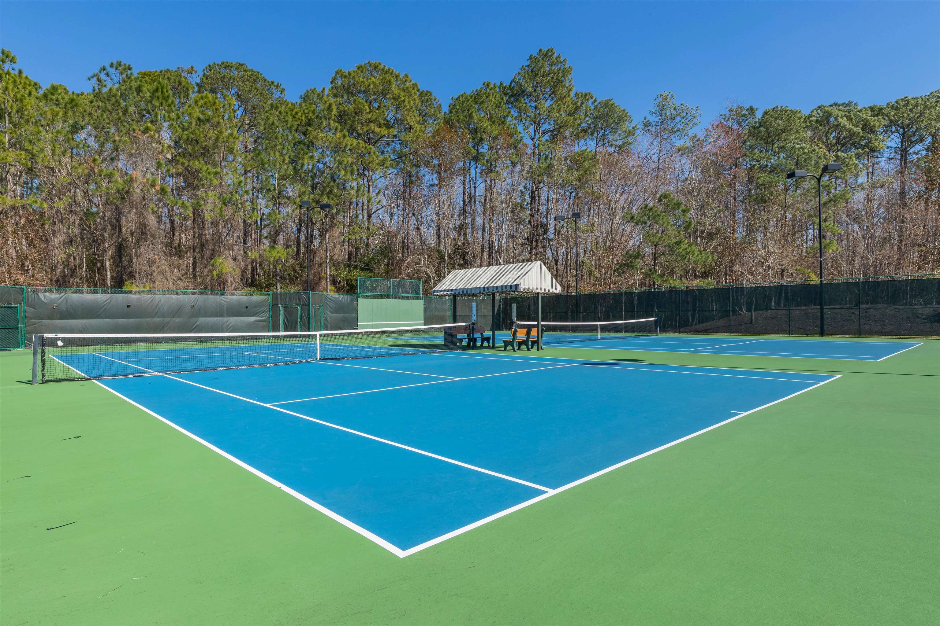 Image 80 of 91 For 281 Pinehurst Pointe Dr