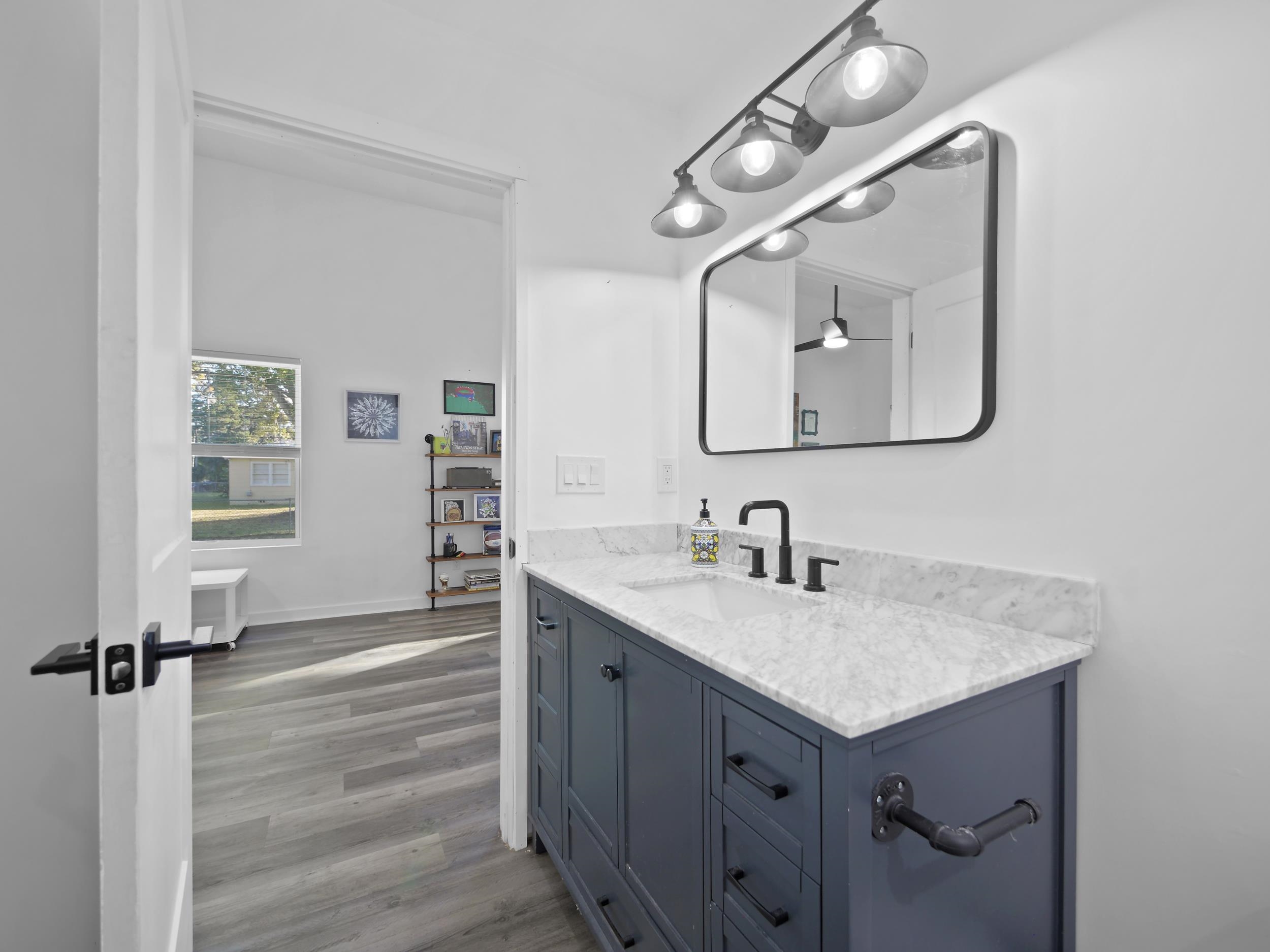 Image 11 of 40 For 50 Florida Ave + Guest House