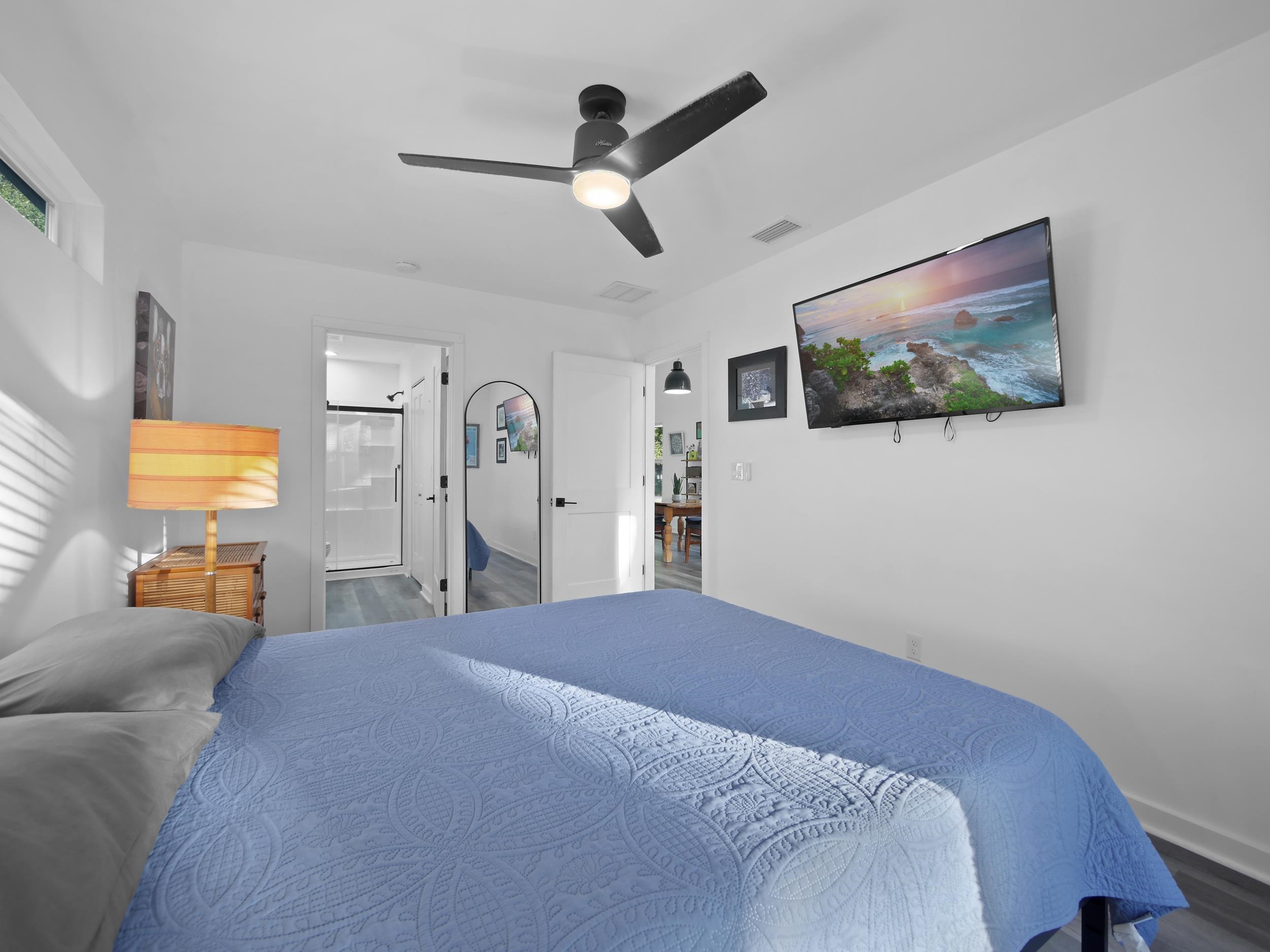 Image 22 of 40 For 50 Florida Ave + Guest House