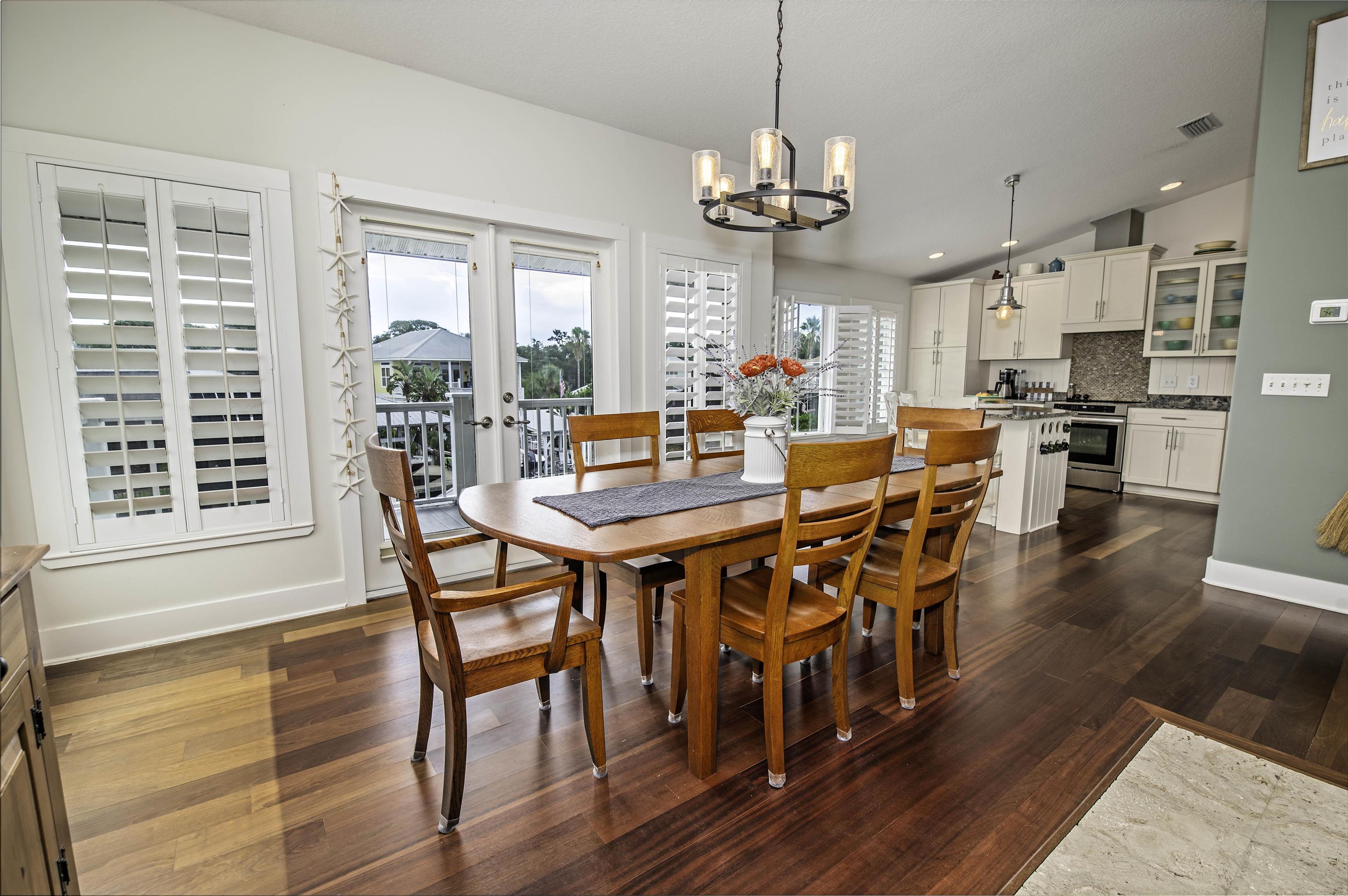 Image 10 of 47 For 312 Amelia Court