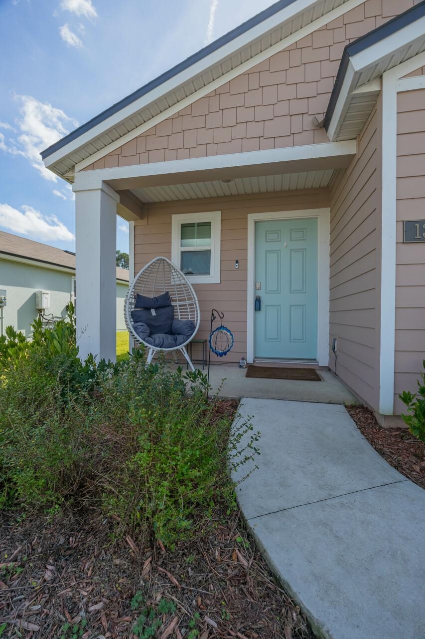 Image 4 of 49 For 137 Caminha Rd