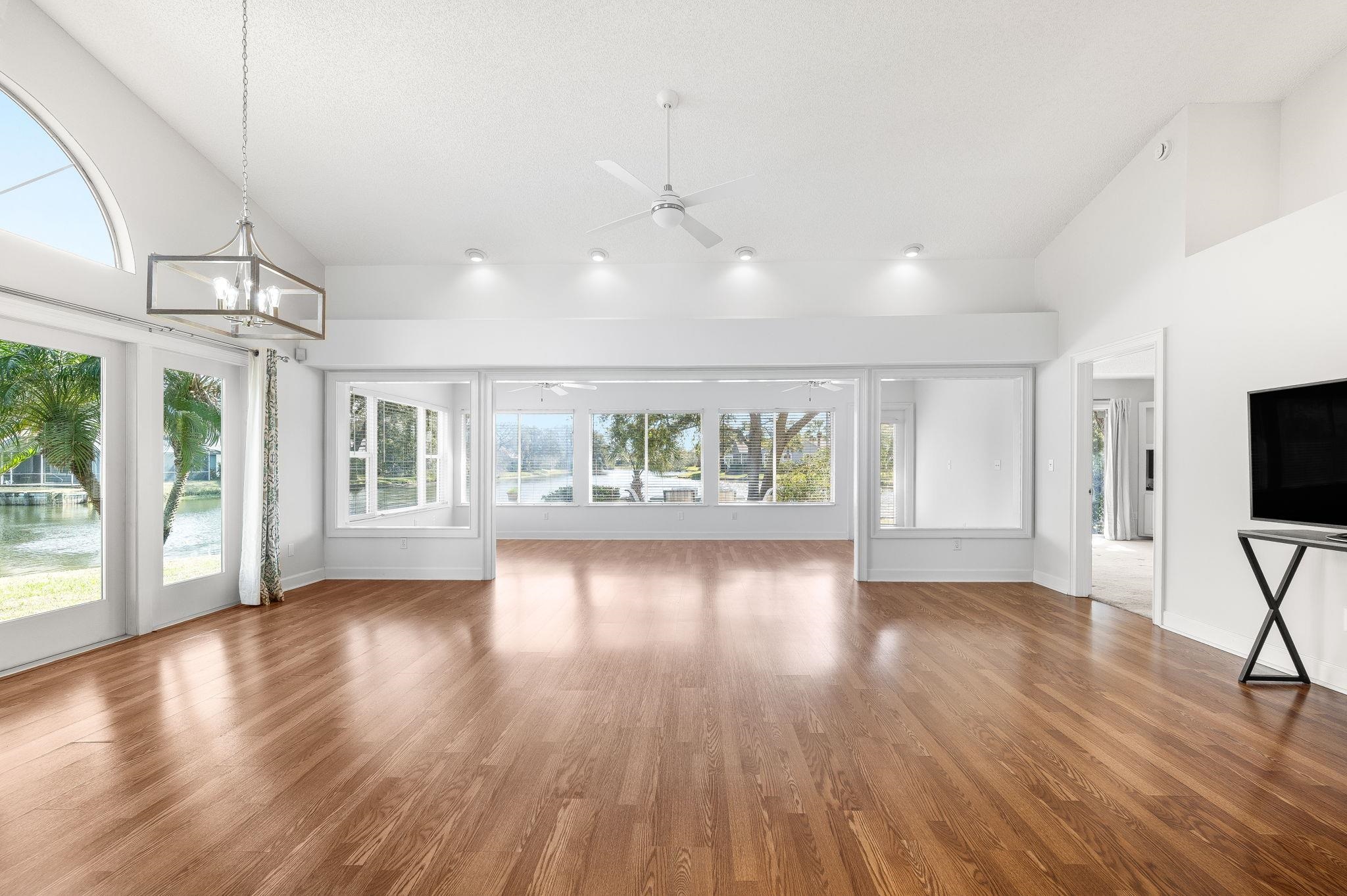 Image 7 of 53 For 613 Nautical Way