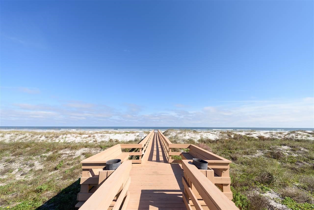 Image 23 of 25 For 826 A1a Beach Blvd  46