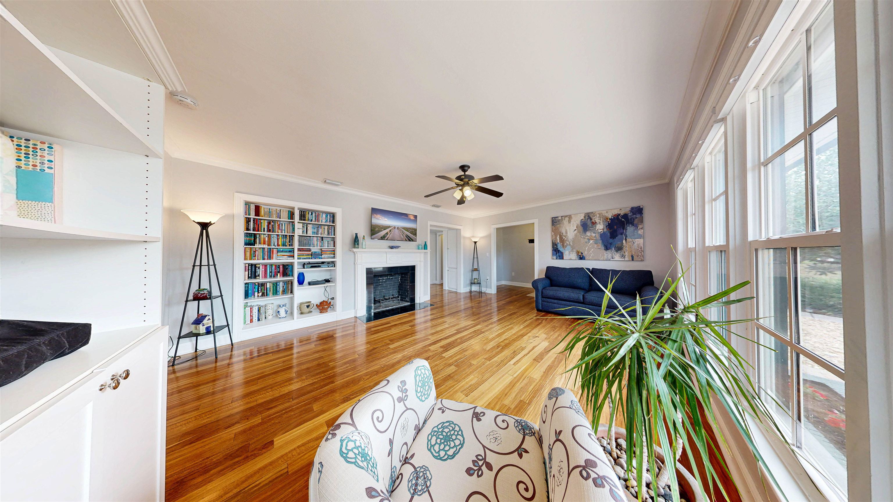 Image 7 of 59 For 312 Minorca Avenue