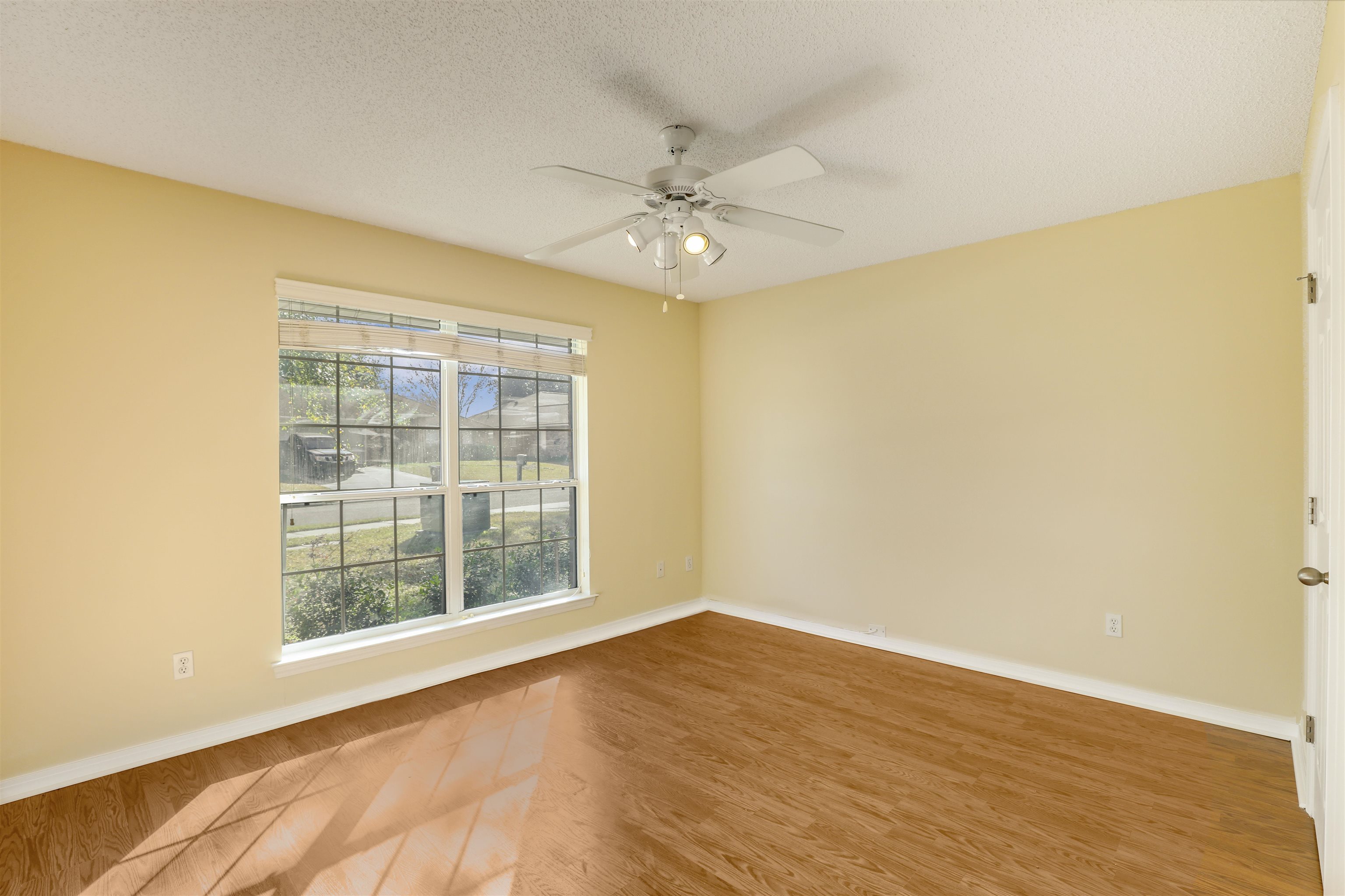 Image 10 of 49 For 3061 Silverado Cir