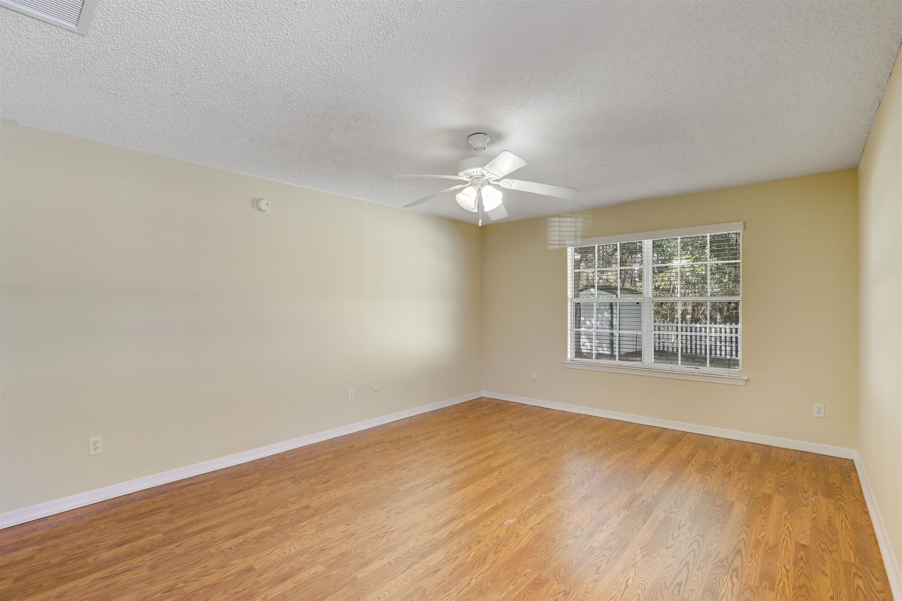 Image 30 of 49 For 3061 Silverado Cir