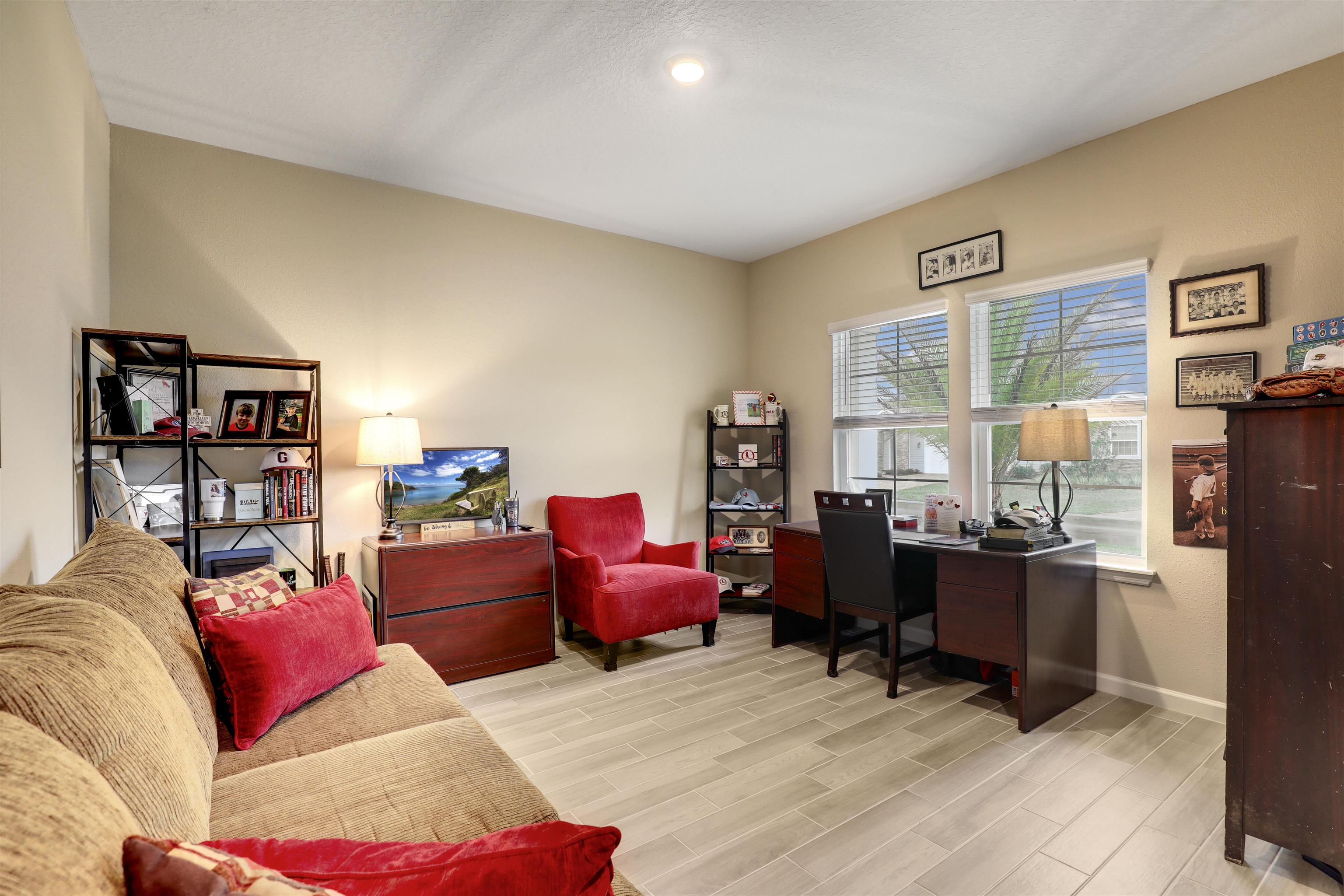 Image 11 of 61 For 384 Gan Way  