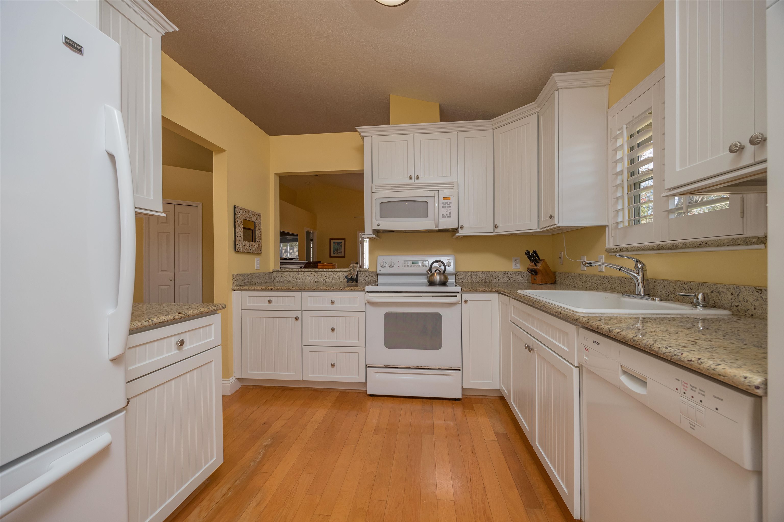 Image 13 of 49 For 612 Nautical Way