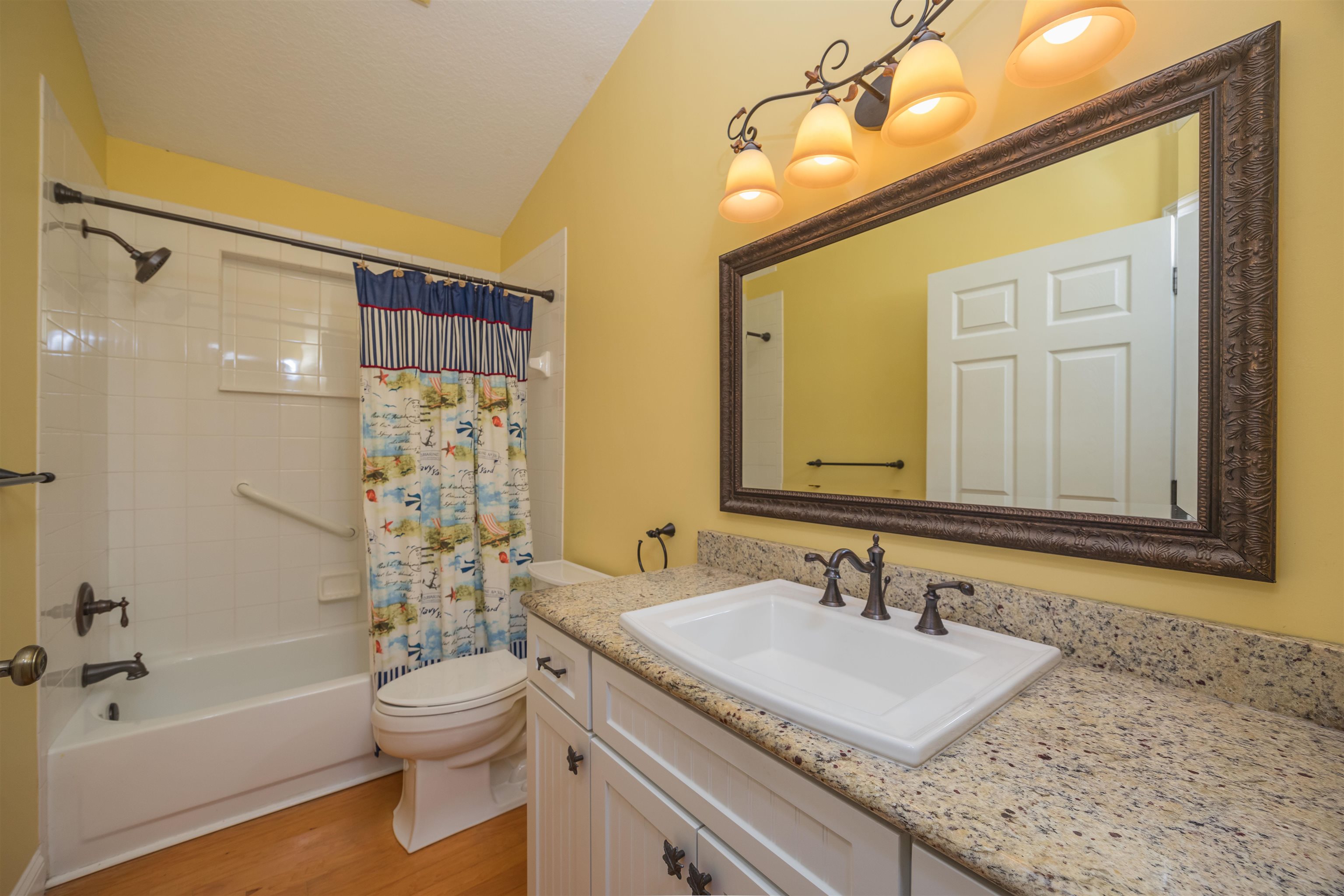 Image 19 of 49 For 612 Nautical Way