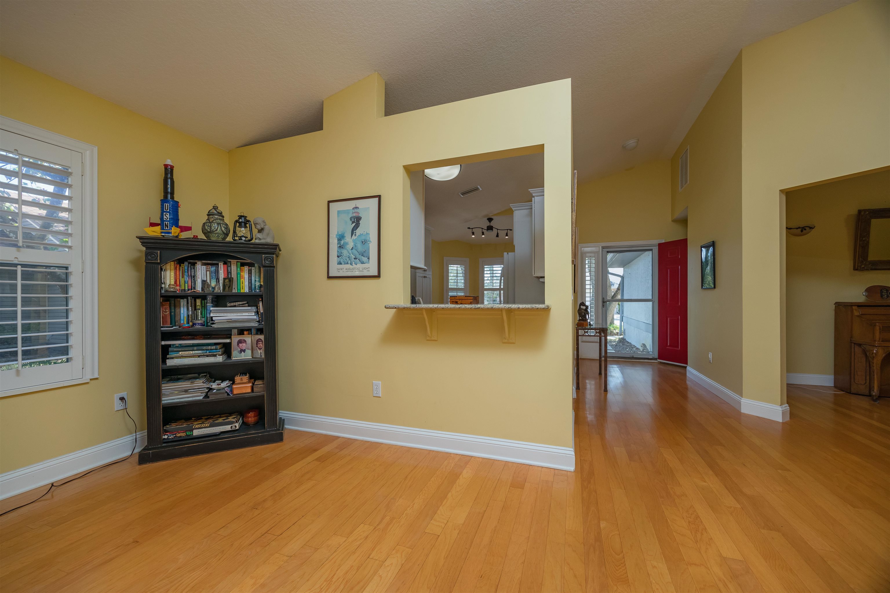 Image 20 of 49 For 612 Nautical Way
