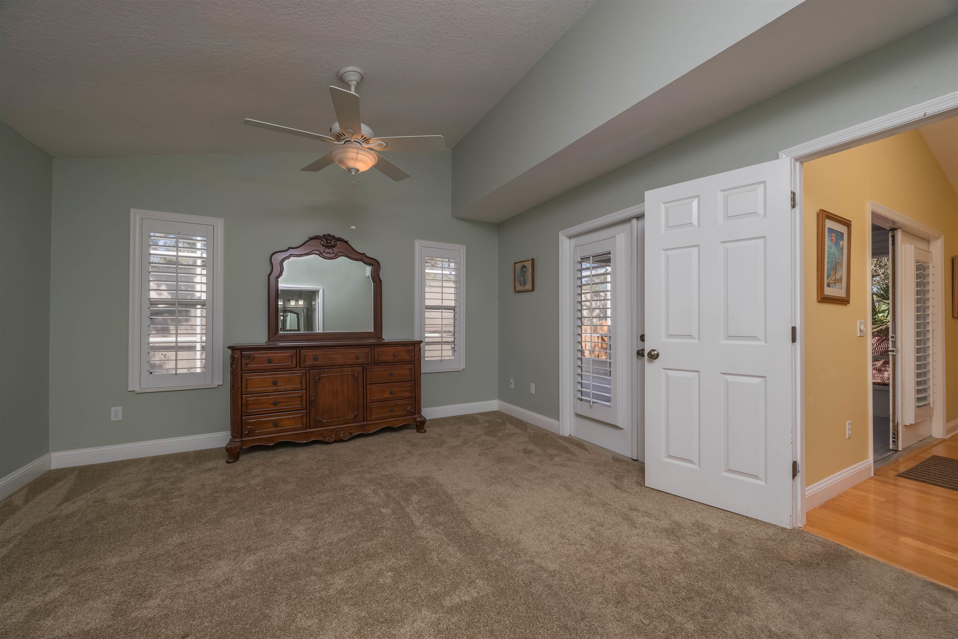Image 30 of 49 For 612 Nautical Way